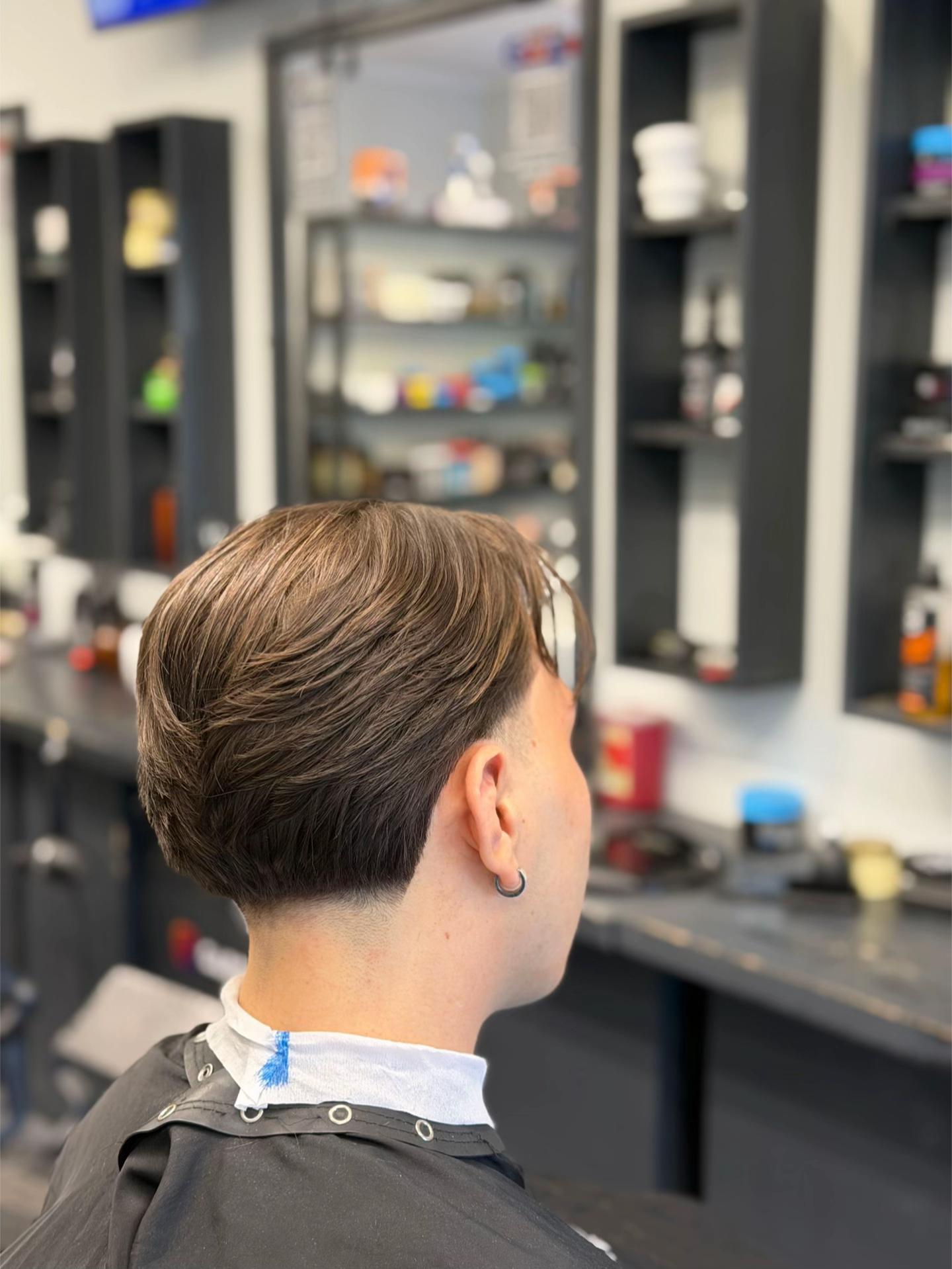@Intro Barber Club
