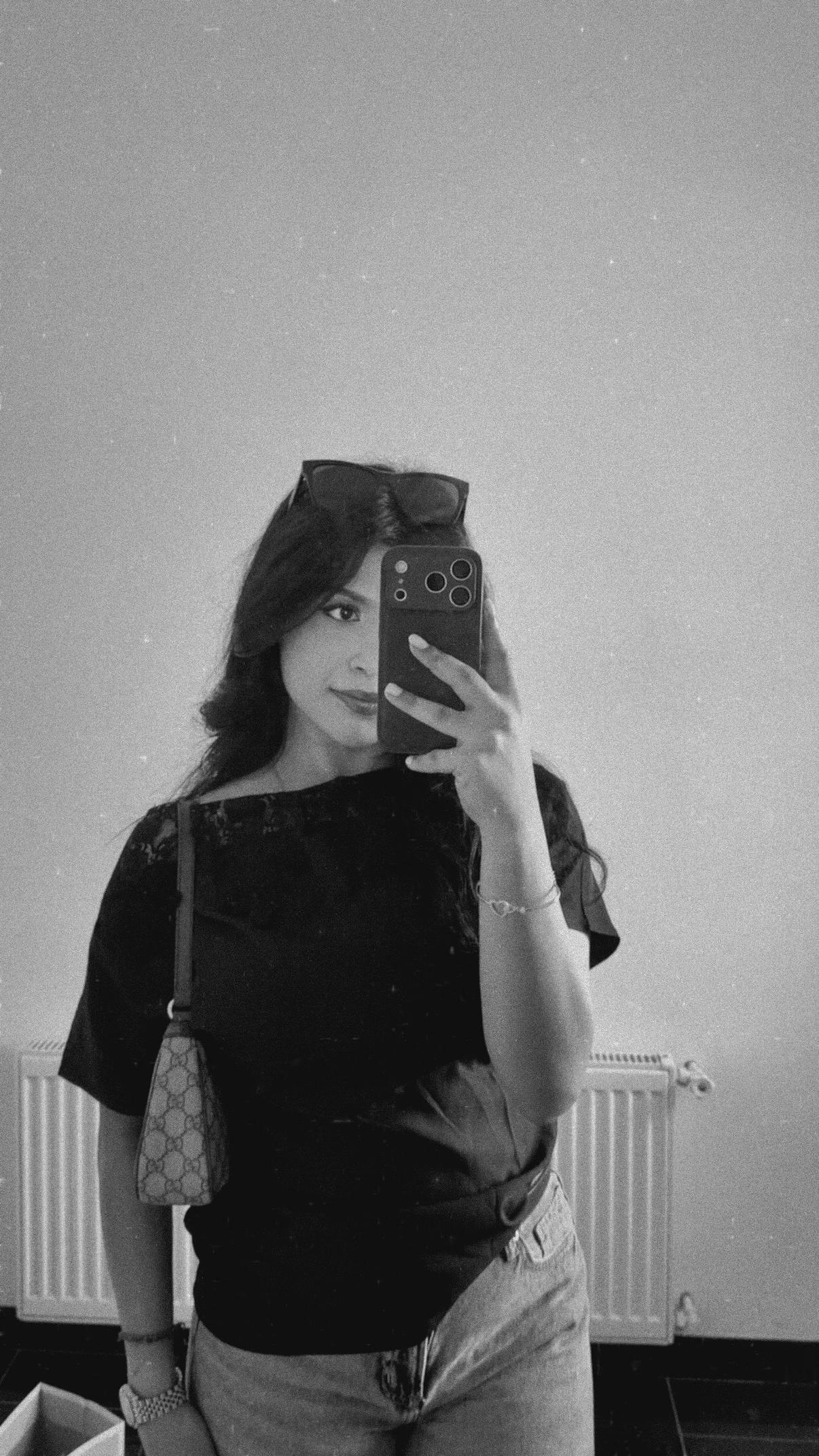 @vithxya