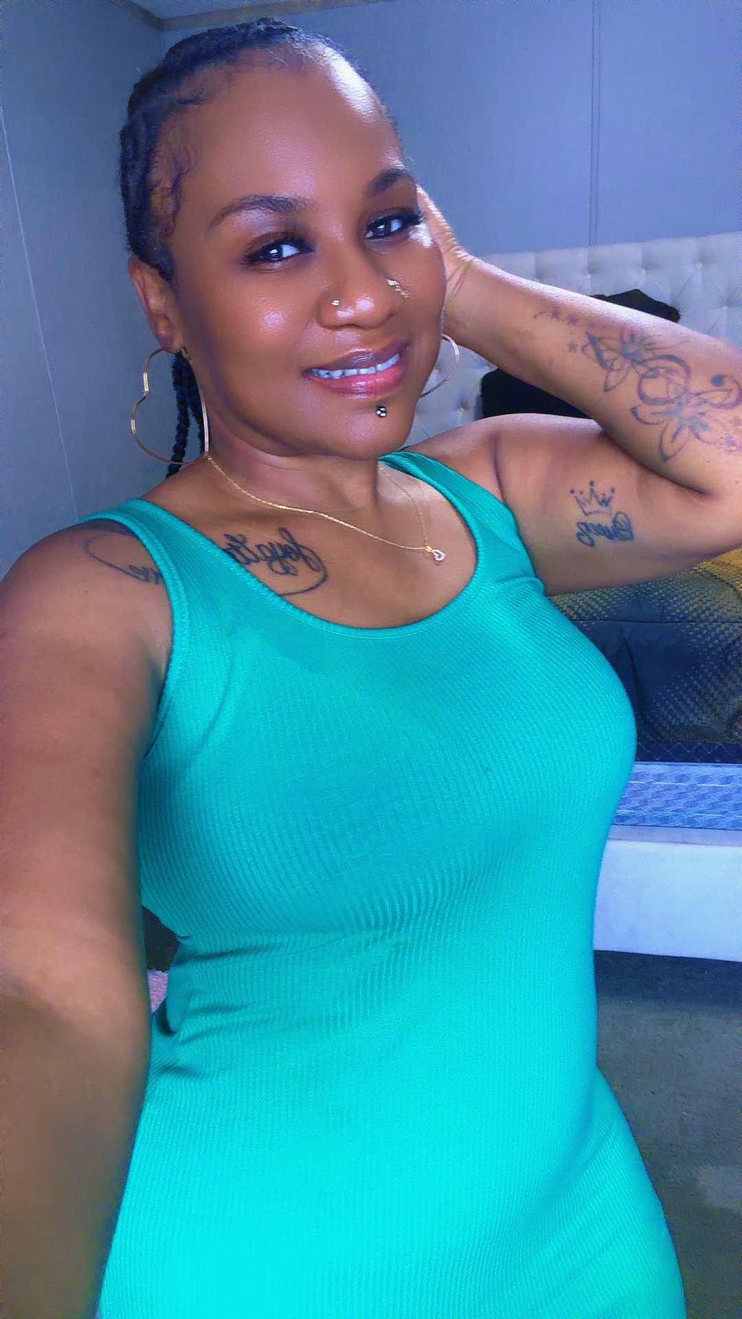 @SEXCCC J 😍.