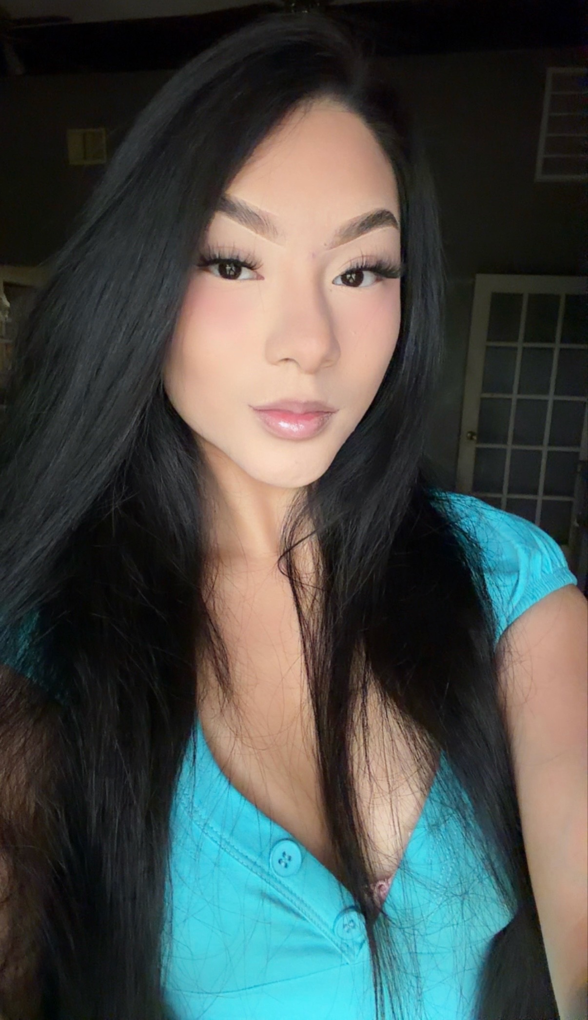 @breahana