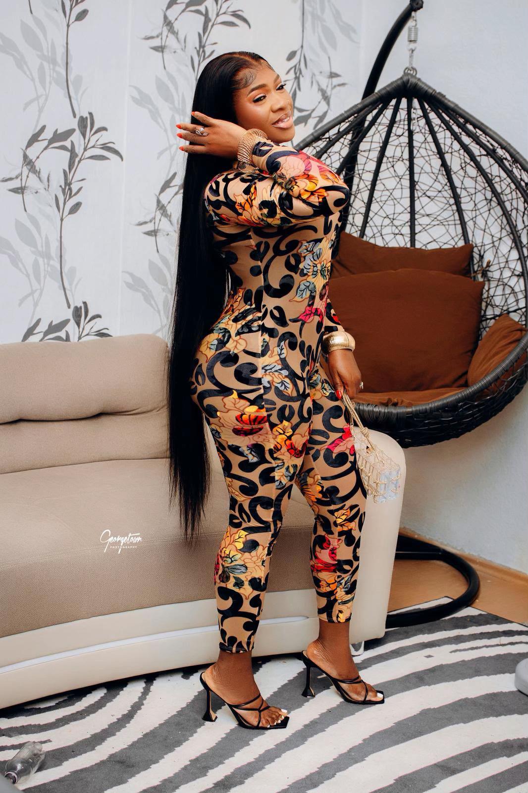 @Ebony_Luxury_Hairs