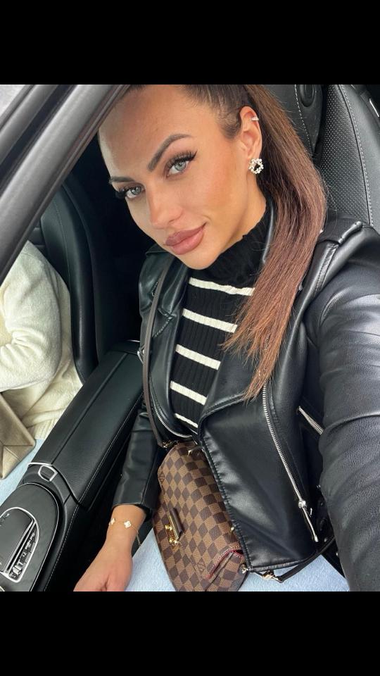 @Irena_