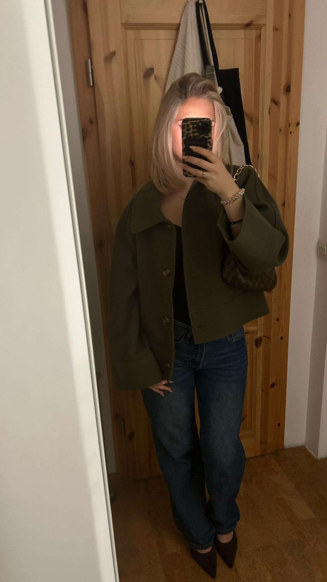 @𝑙𝑢𝑖𝑠𝑎 𝑚𝑎𝑟𝑖𝑎