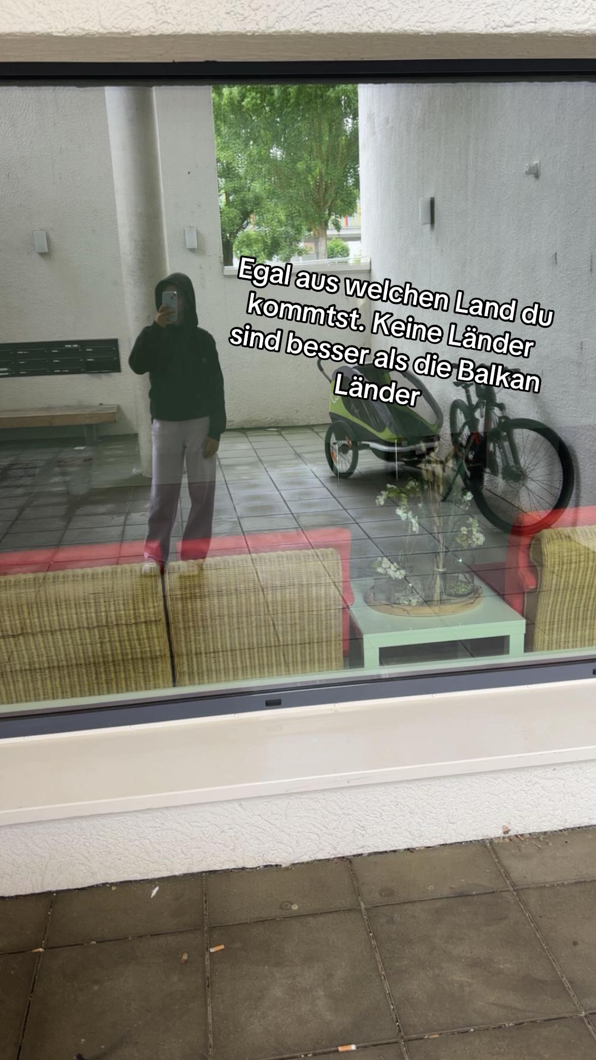 @Lara๐ญ๐ท๐