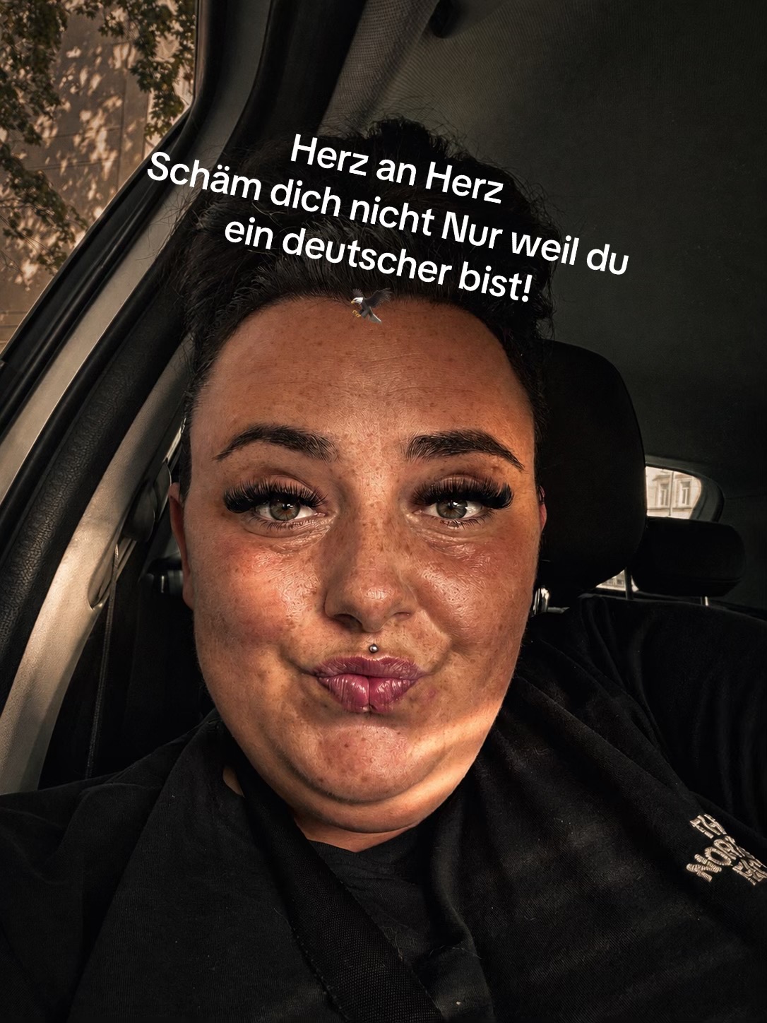 @Jasmiin