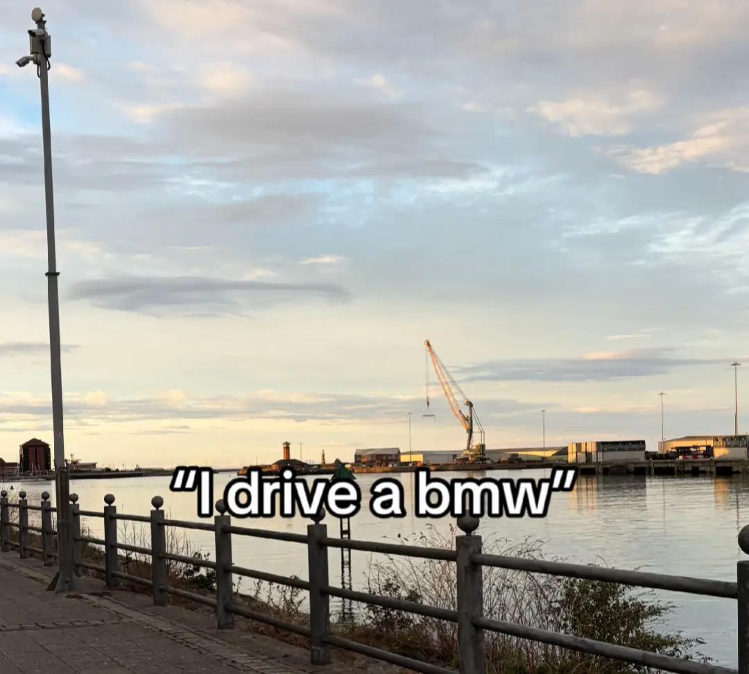 @S<3