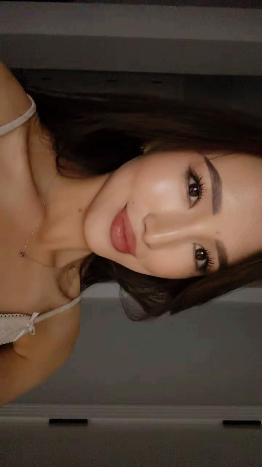 @🦢