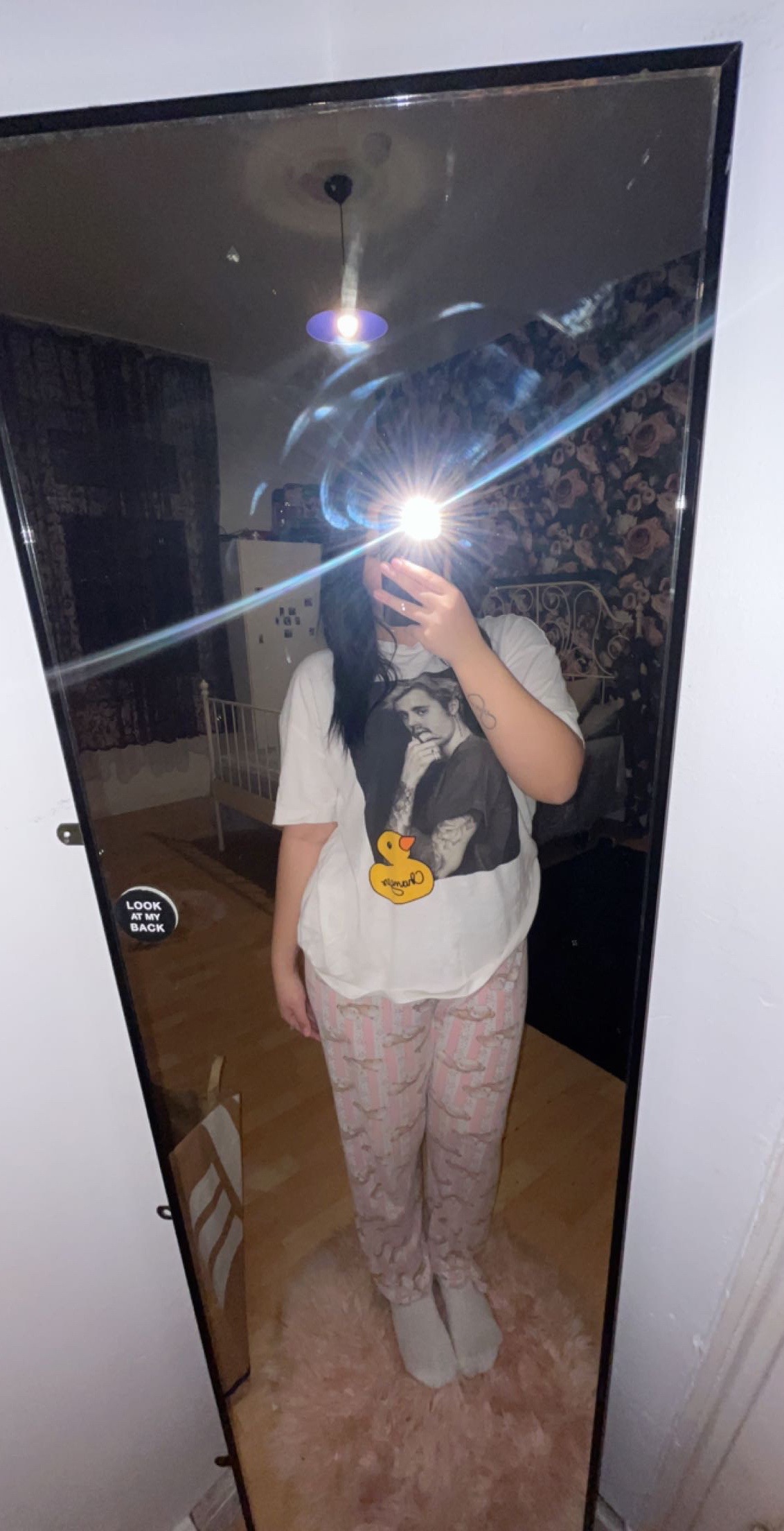 @𝒜𝓃𝒾