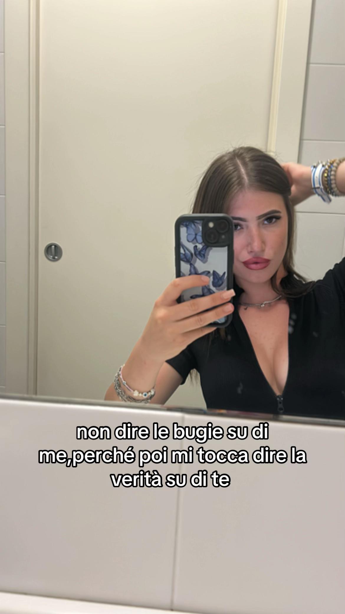 @lialaazar