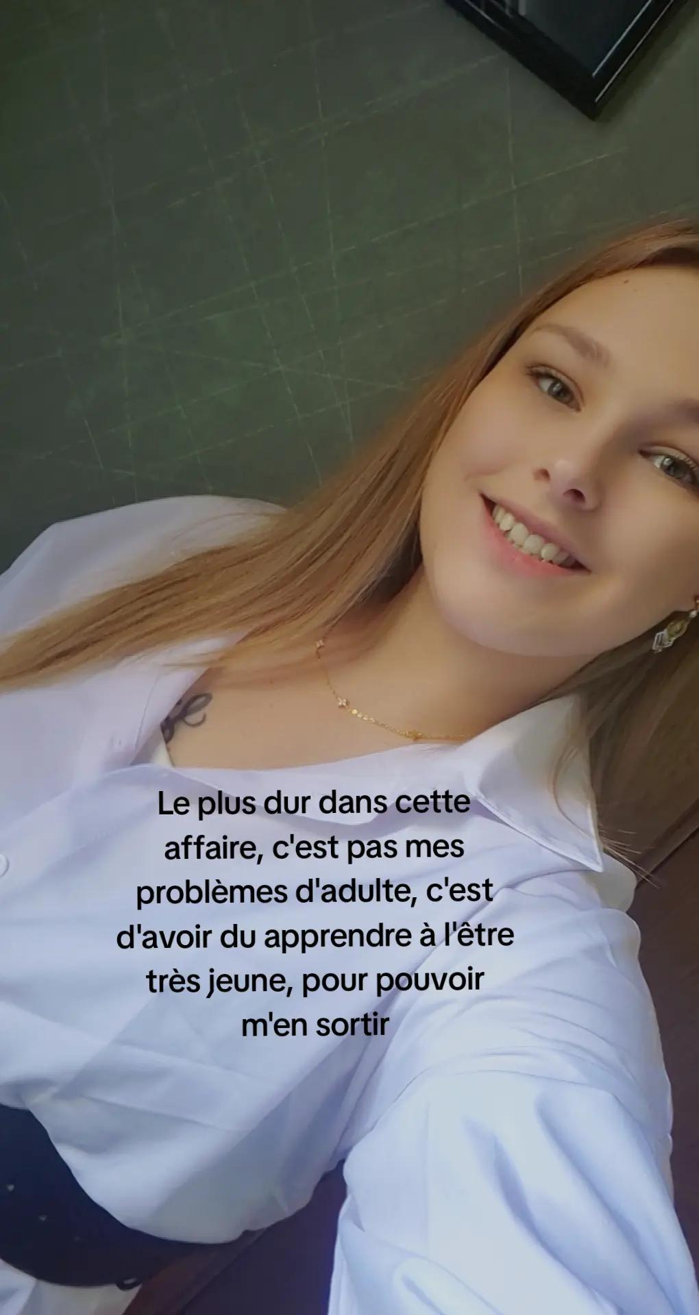 @Ang&eacute;lique 🐍