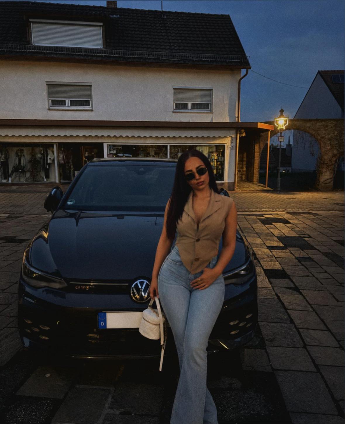 @lejla