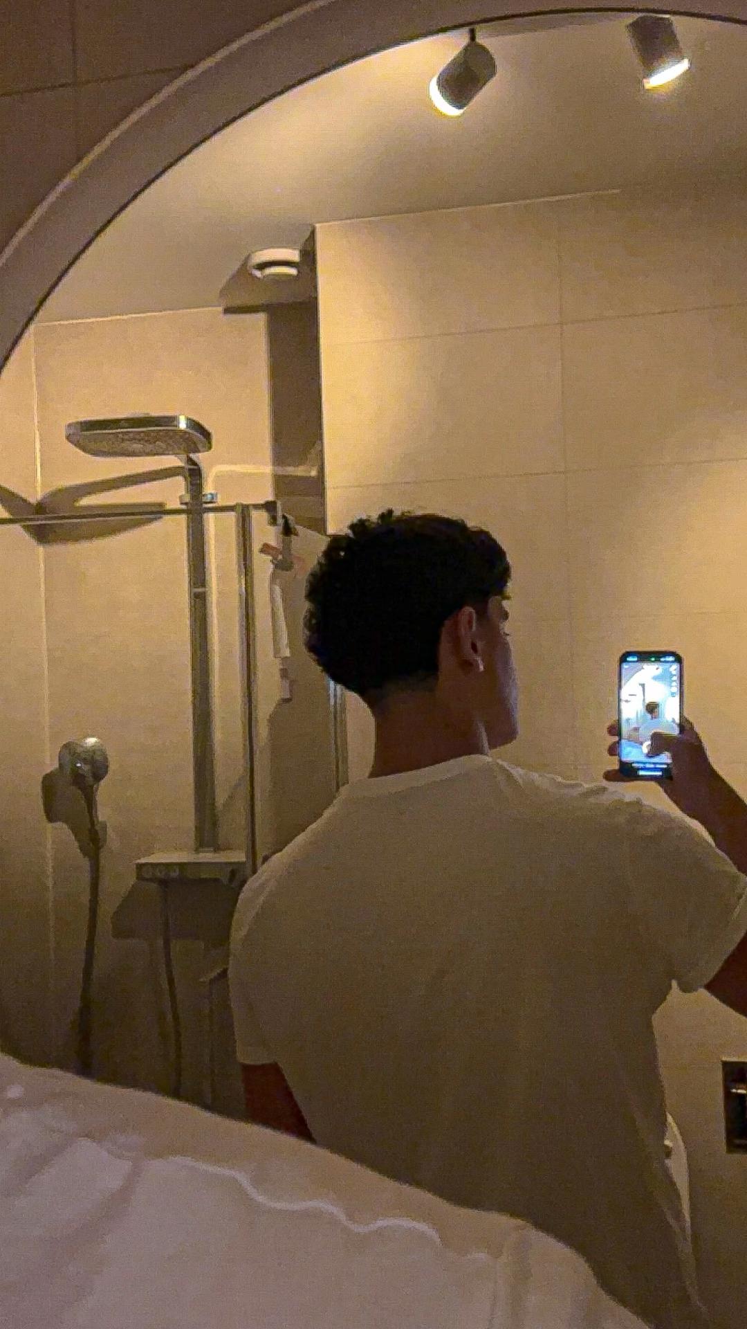@5