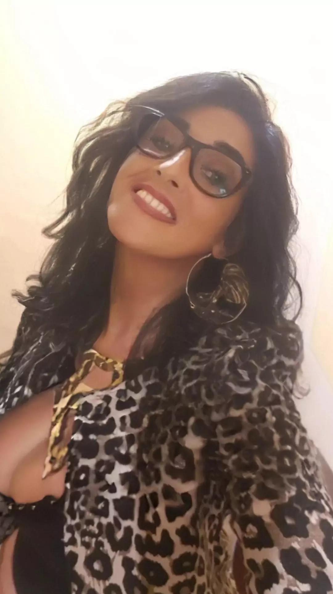 @Rosaria_L