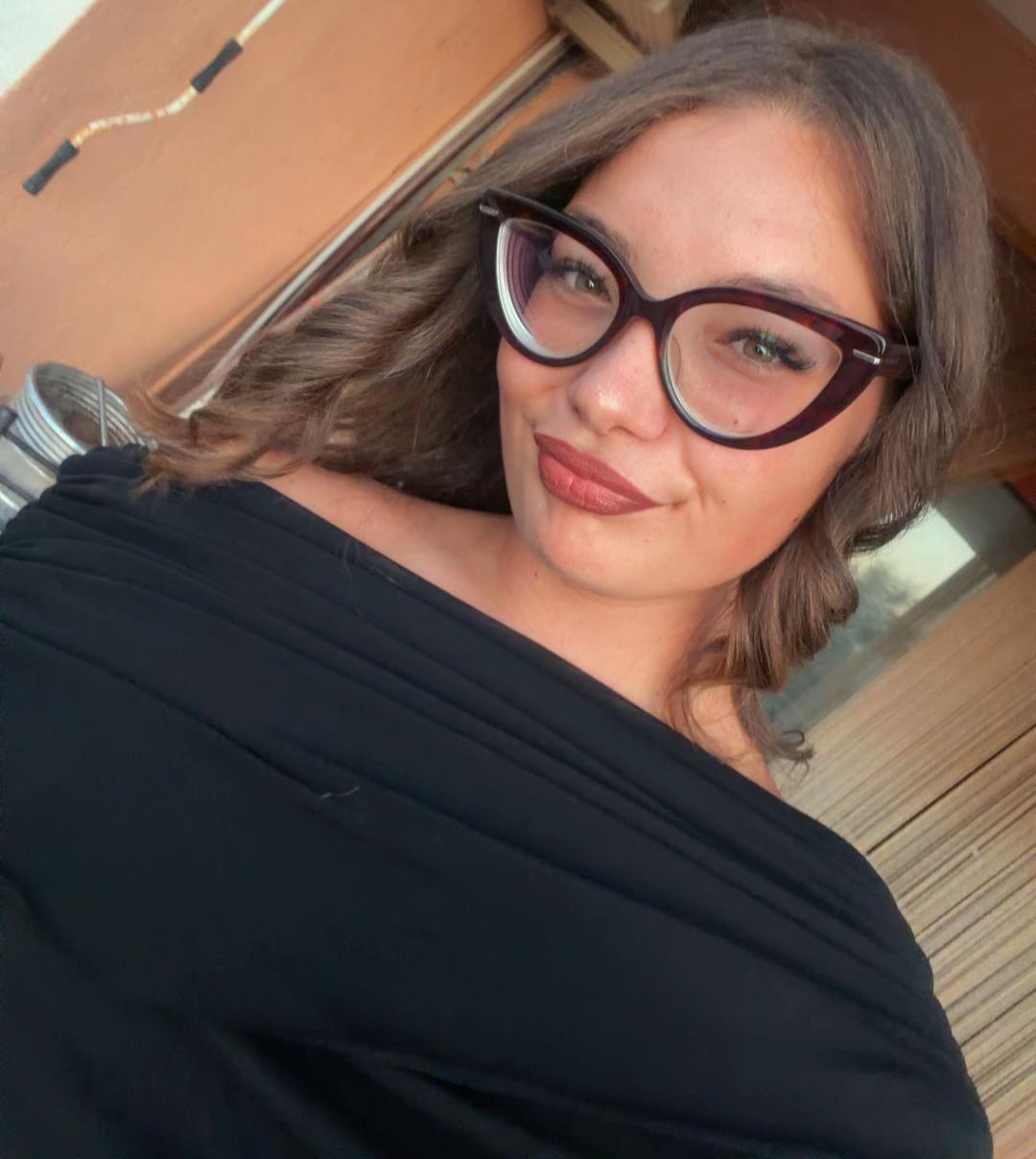 @😇