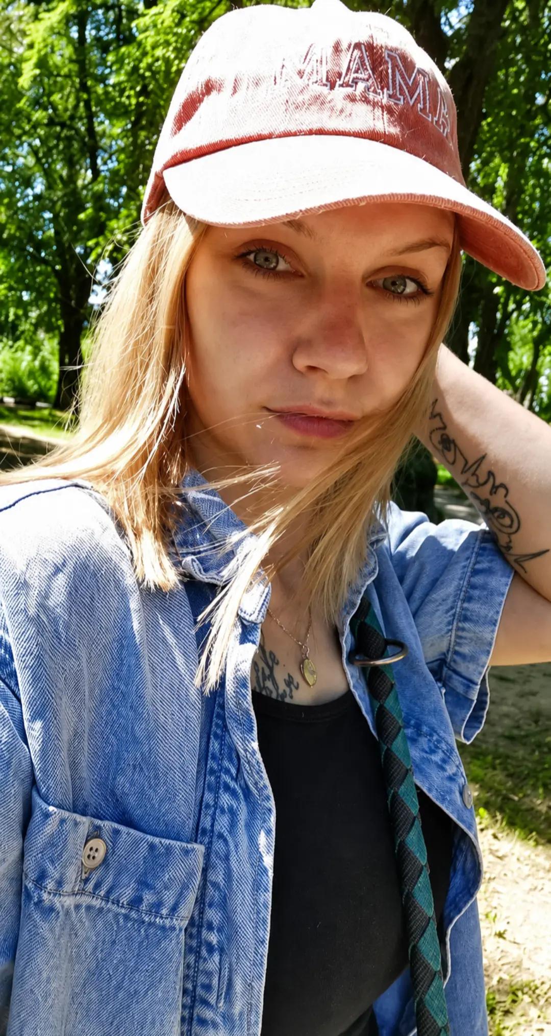 @⭐J U L E⭐