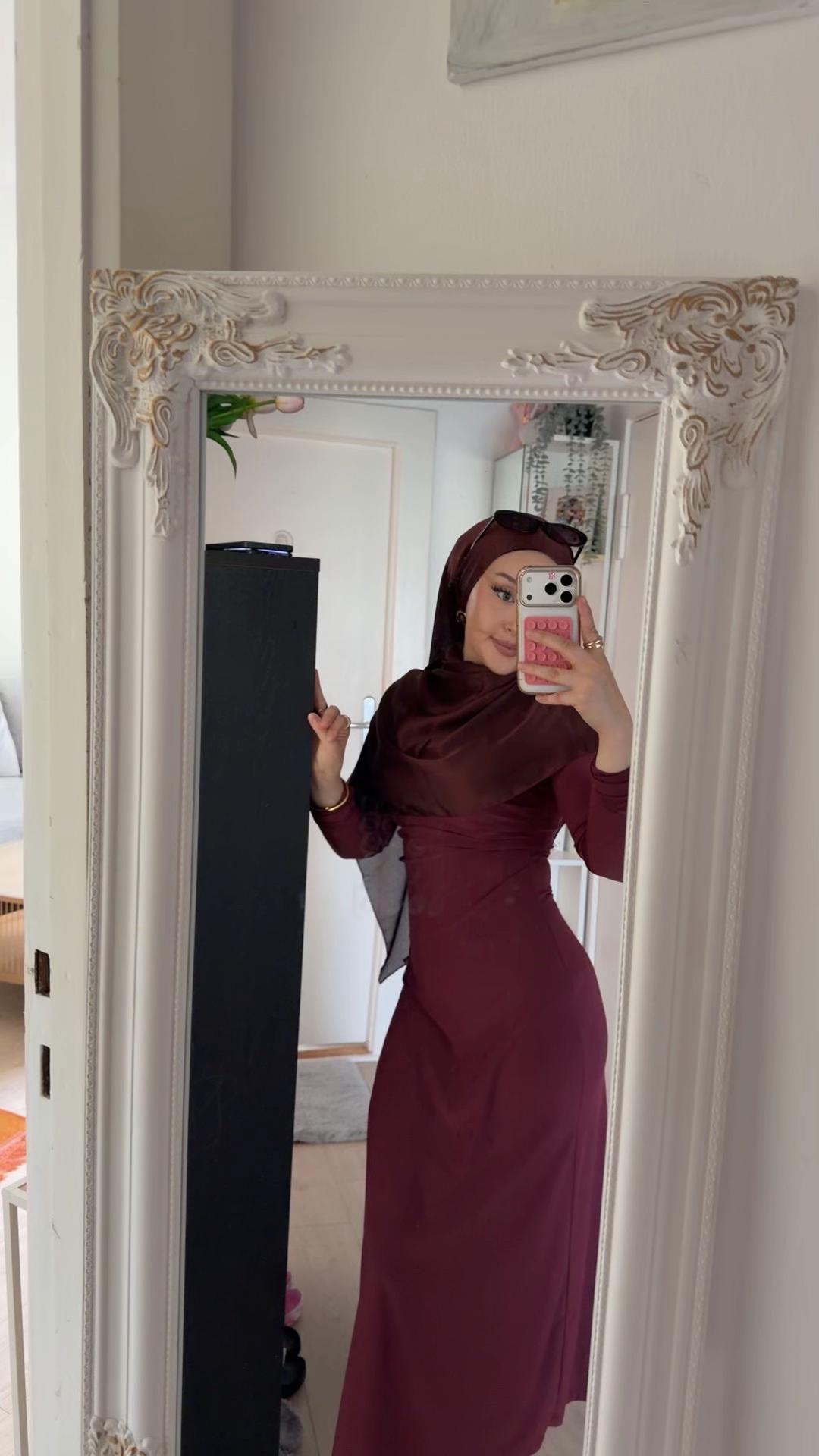 @n1met16