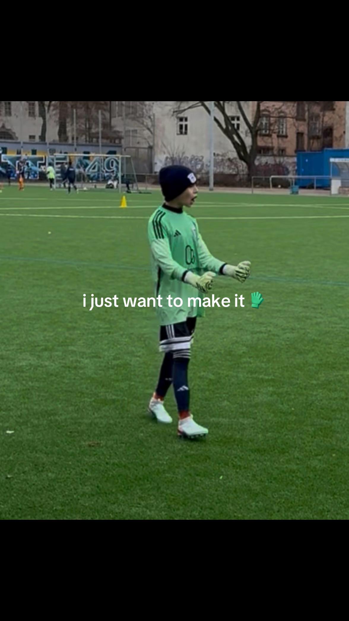 @CruzTheWall🧤