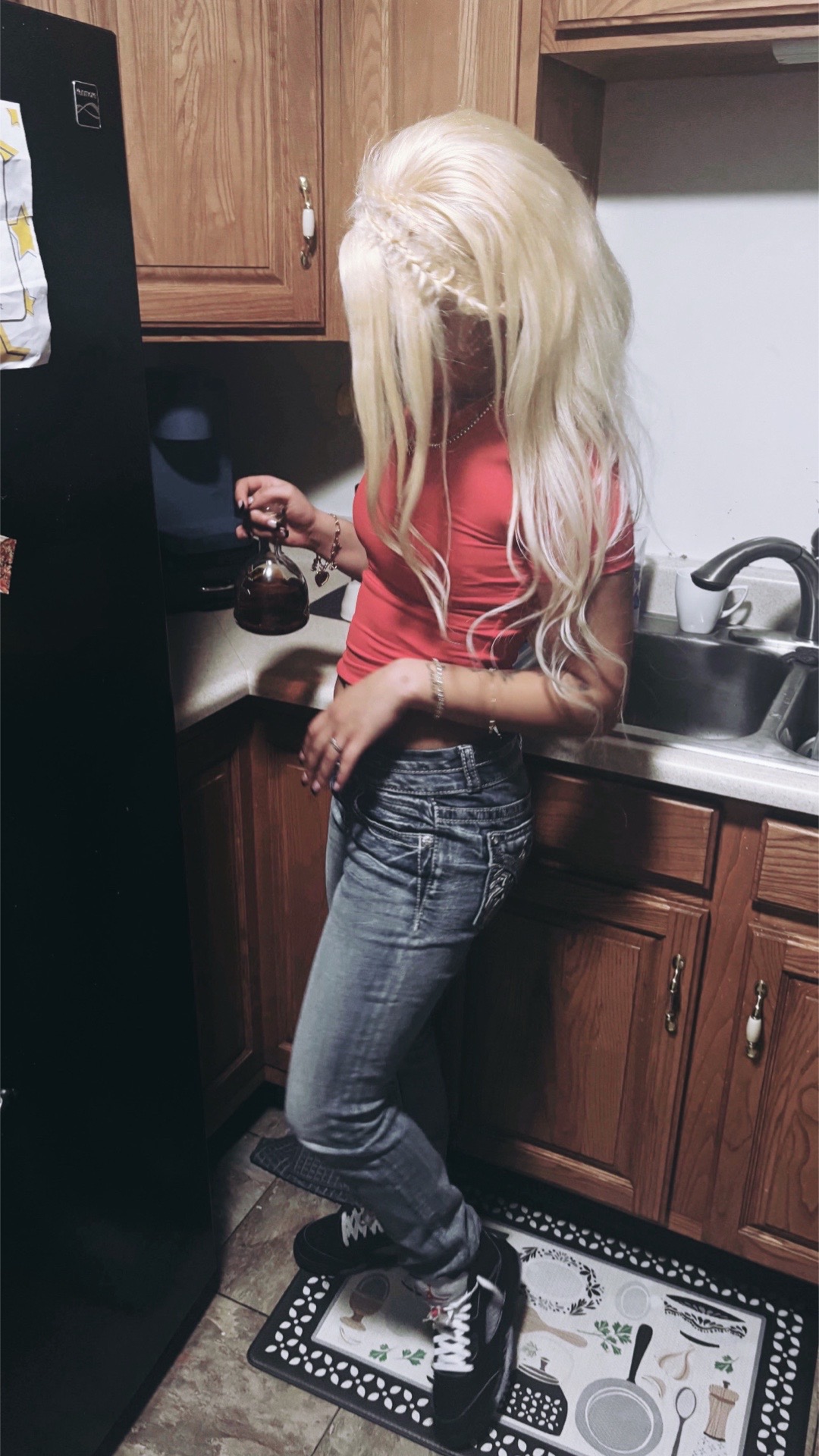 @meenah.ek