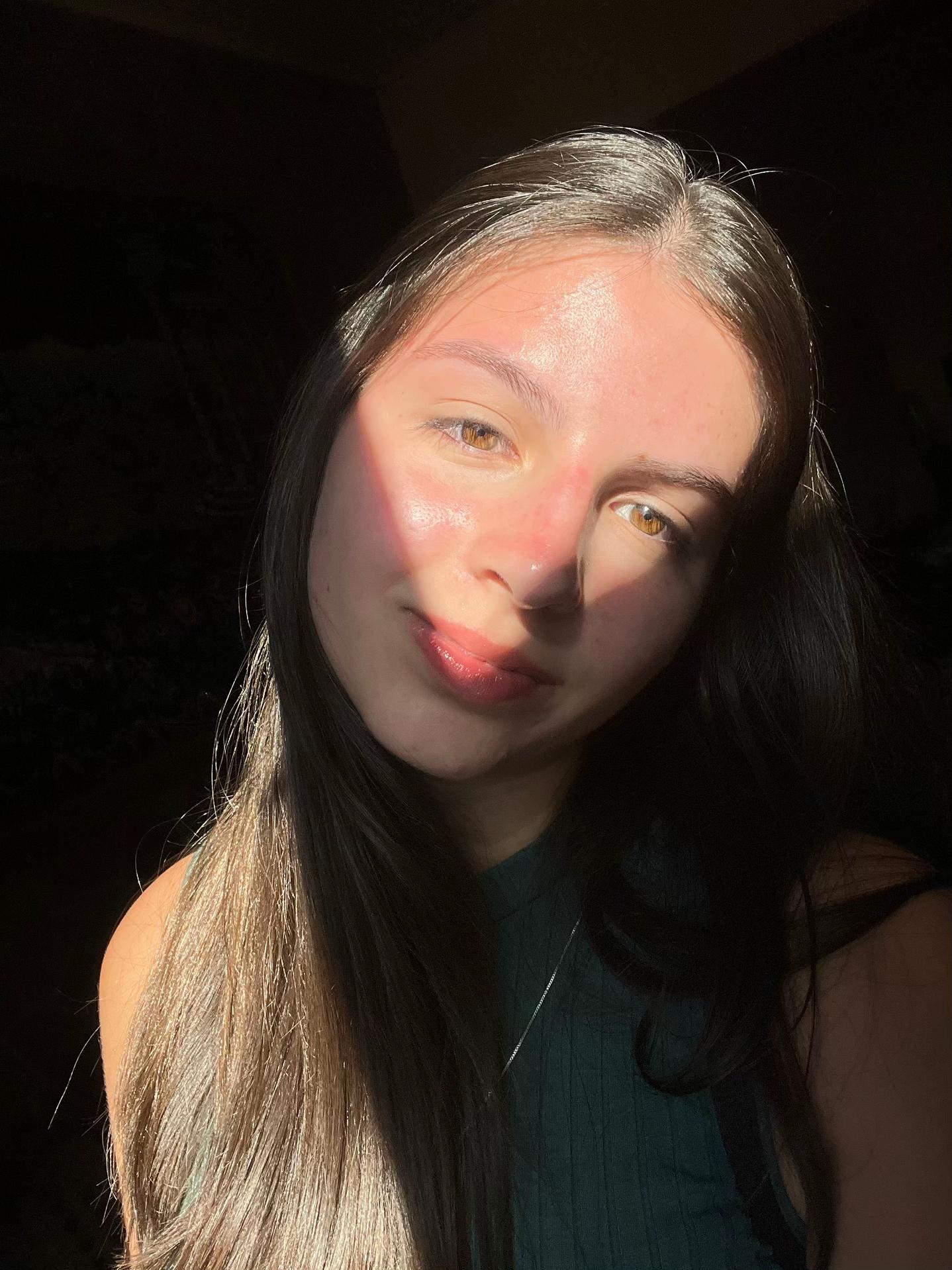 @𝘼𝙣𝙖 𝘽𝙧𝙚𝙨𝙨𝙖𝙣