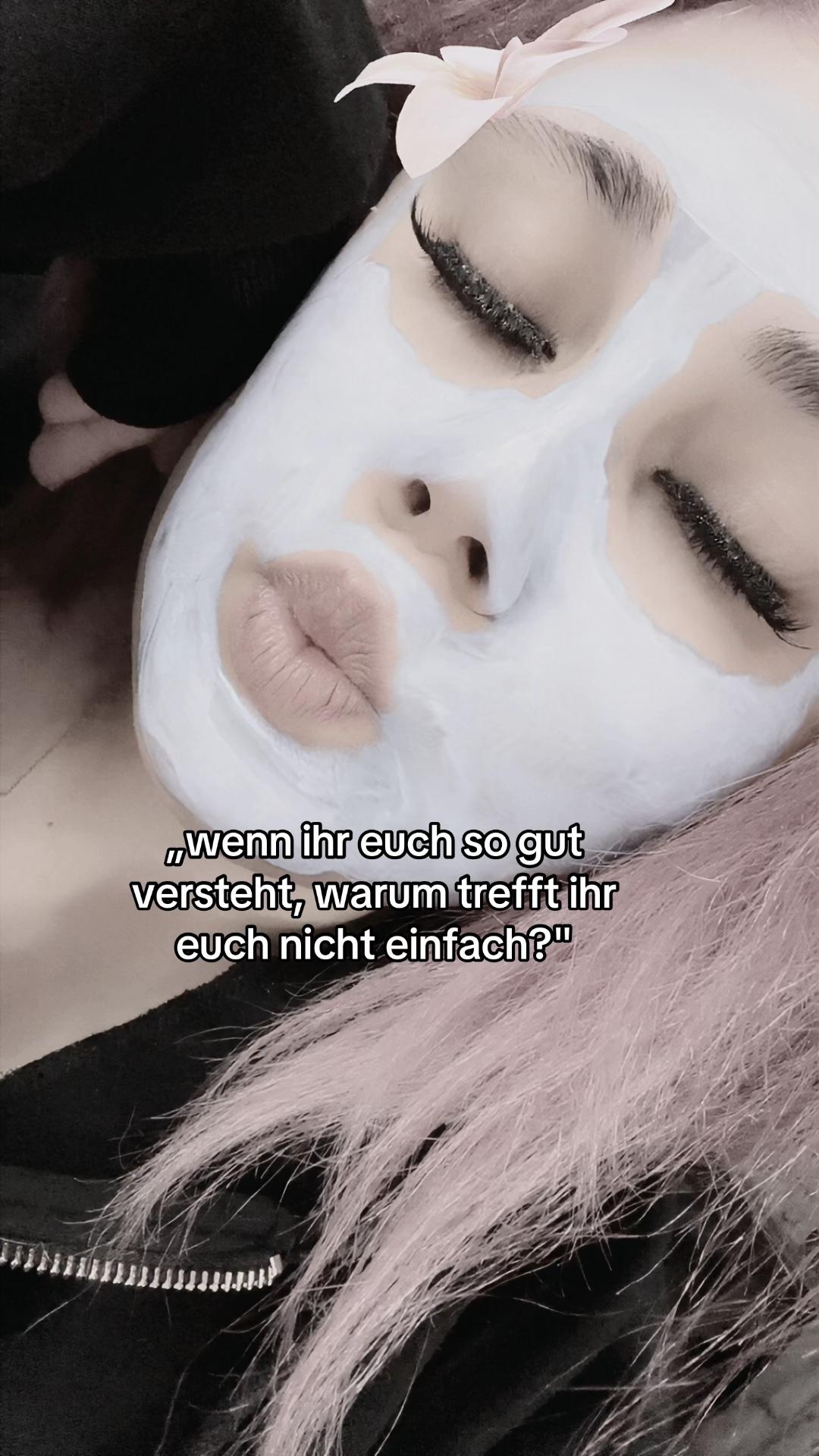@Beccy🦋۶ৎ