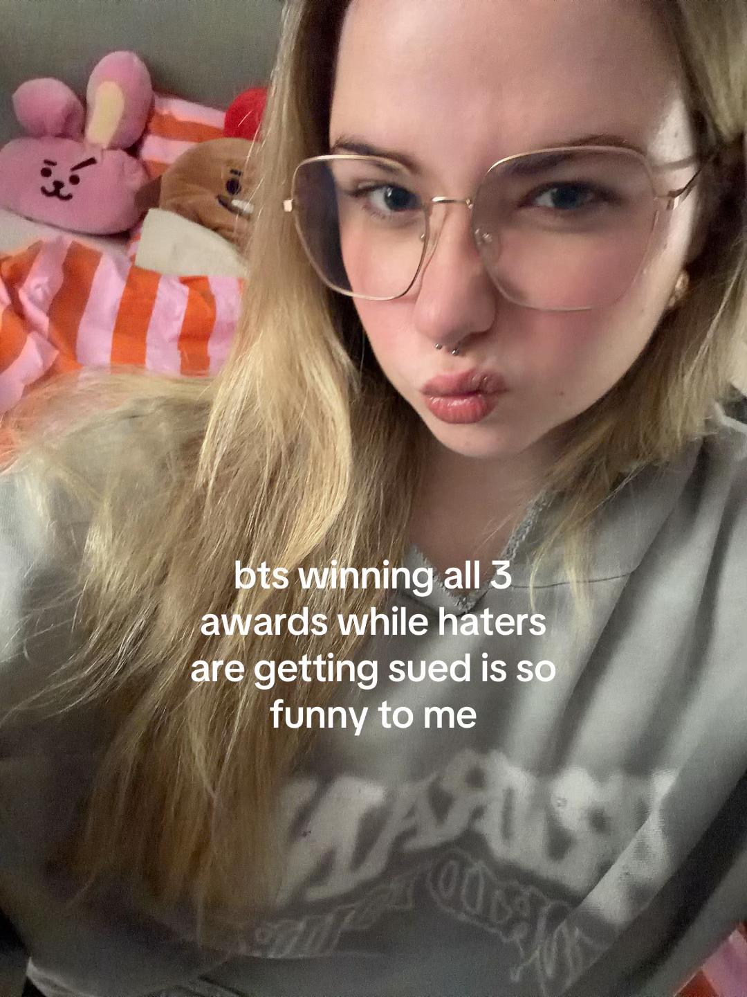 @joelina⁷