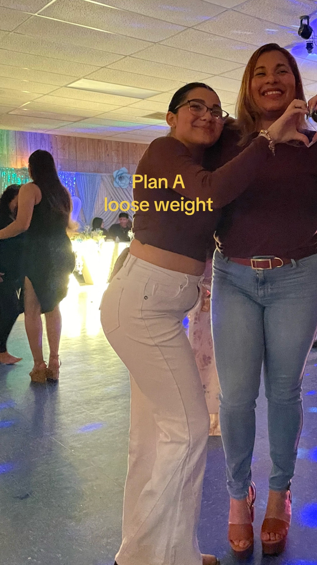 @♛