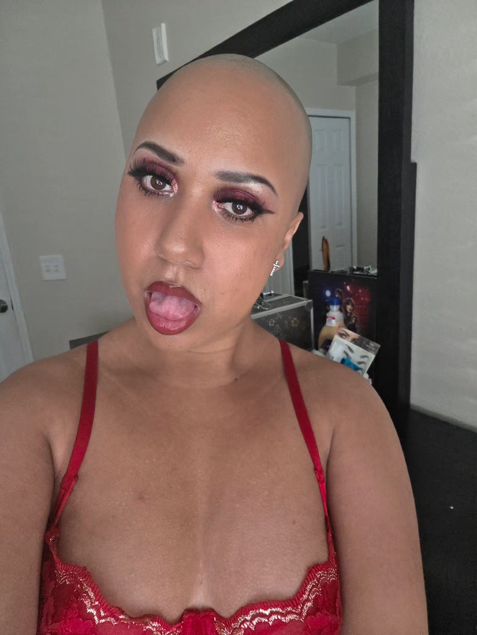 @🫶🏼baldBaddieJasmine👨🏼&zwj;🦲