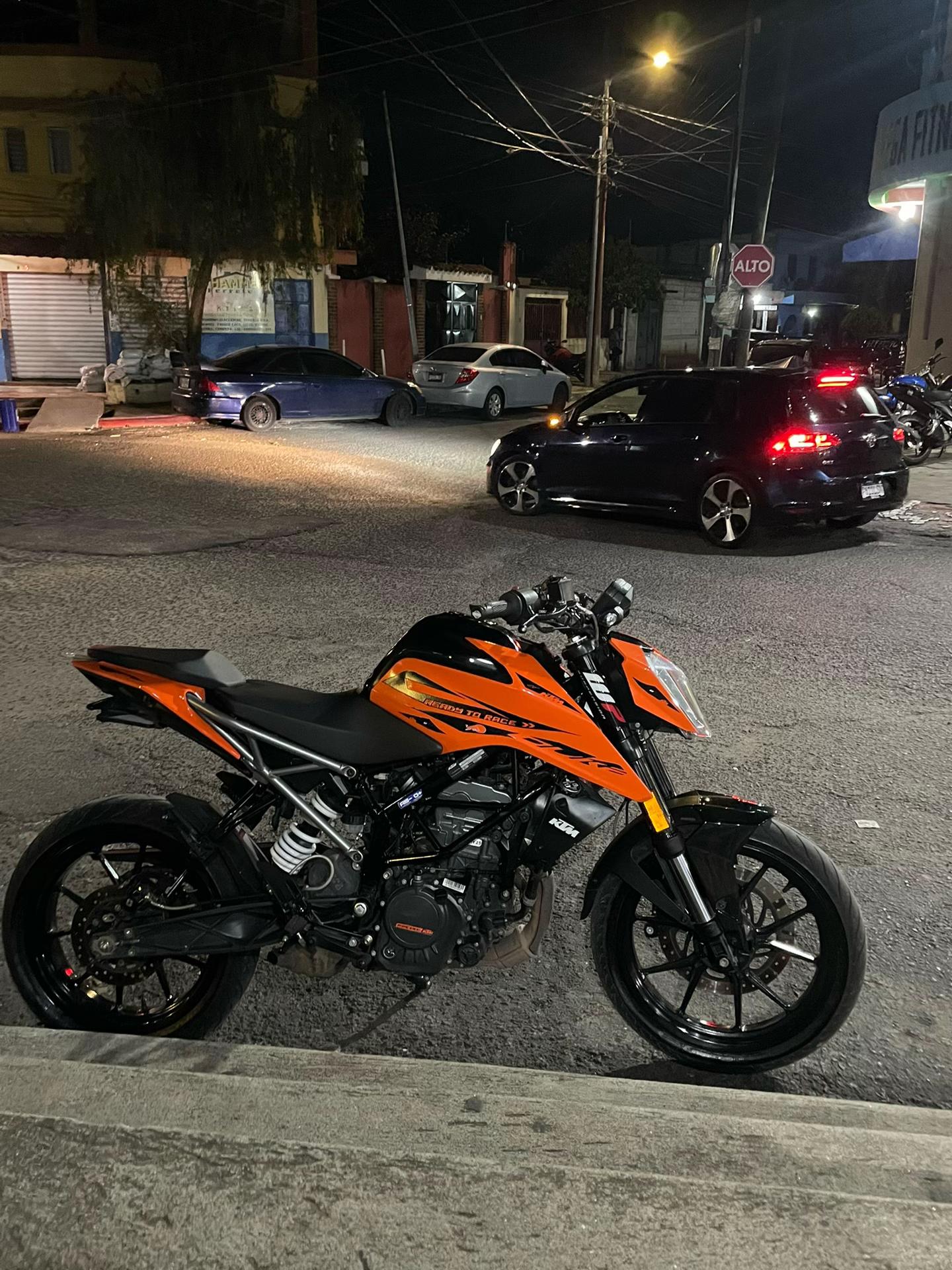 @Giron_gt