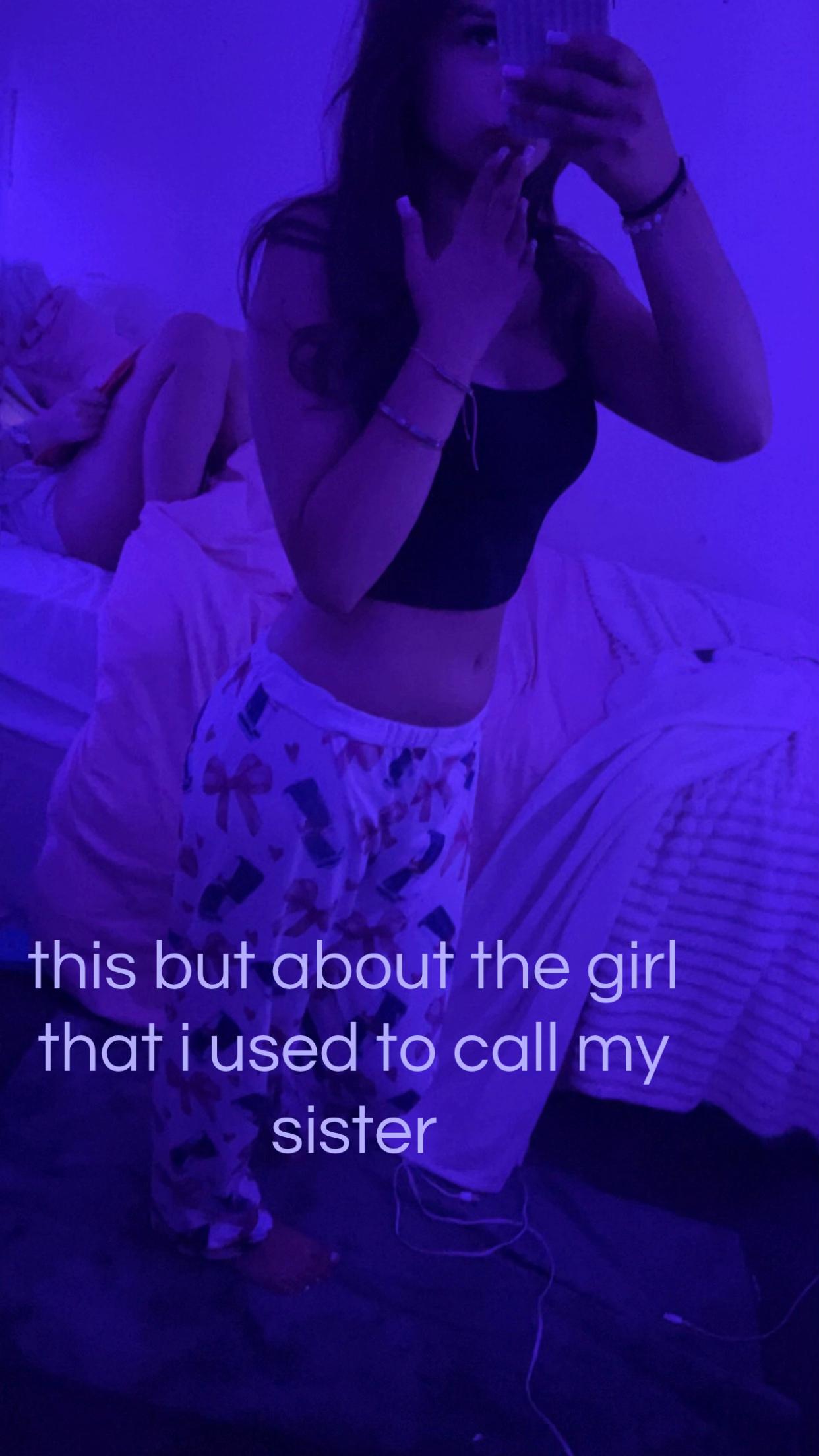 @๐๐ฅ๐ฌ๐ข๐๐ฅ๐จ๐ฎ๐๐