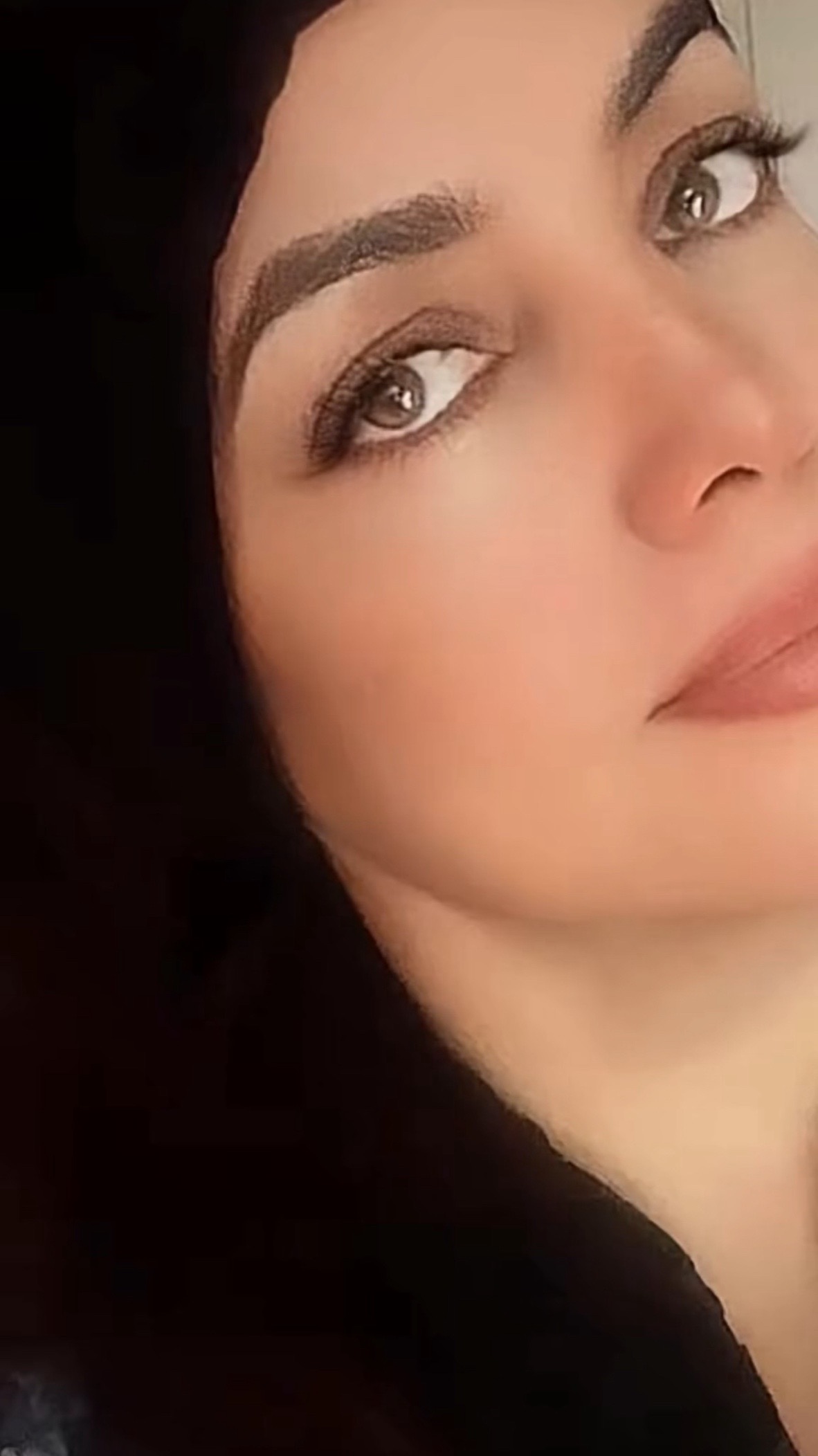 @Benazir819