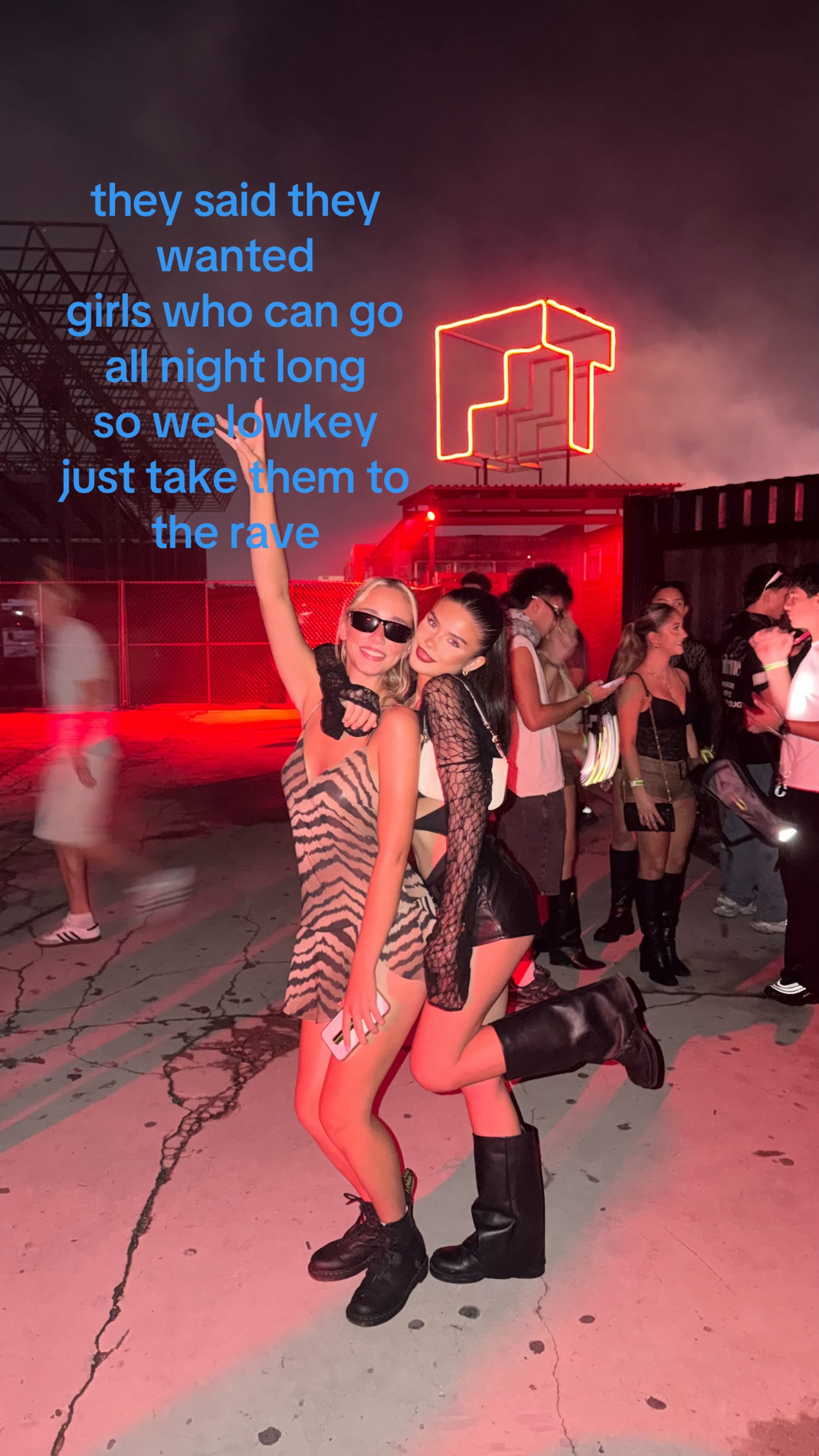 @kirstenlaynee