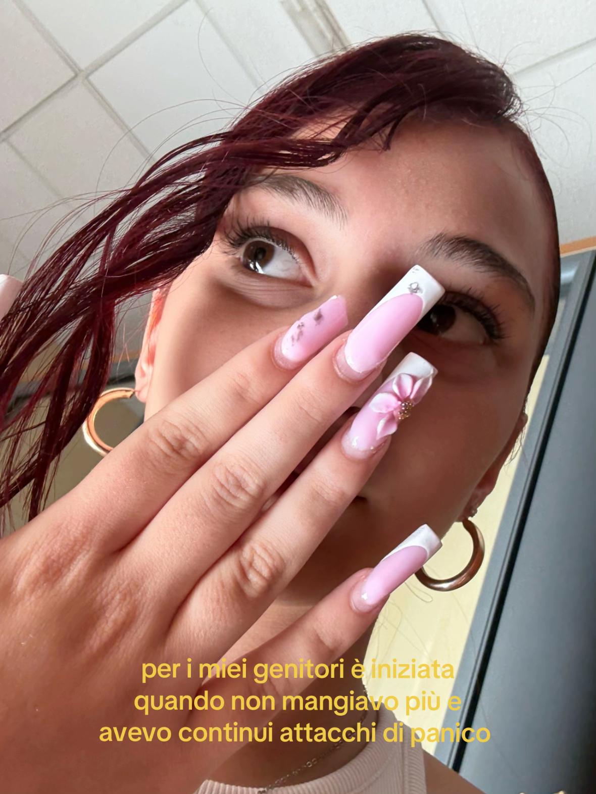 @sono solo depressa btw🫰🏻