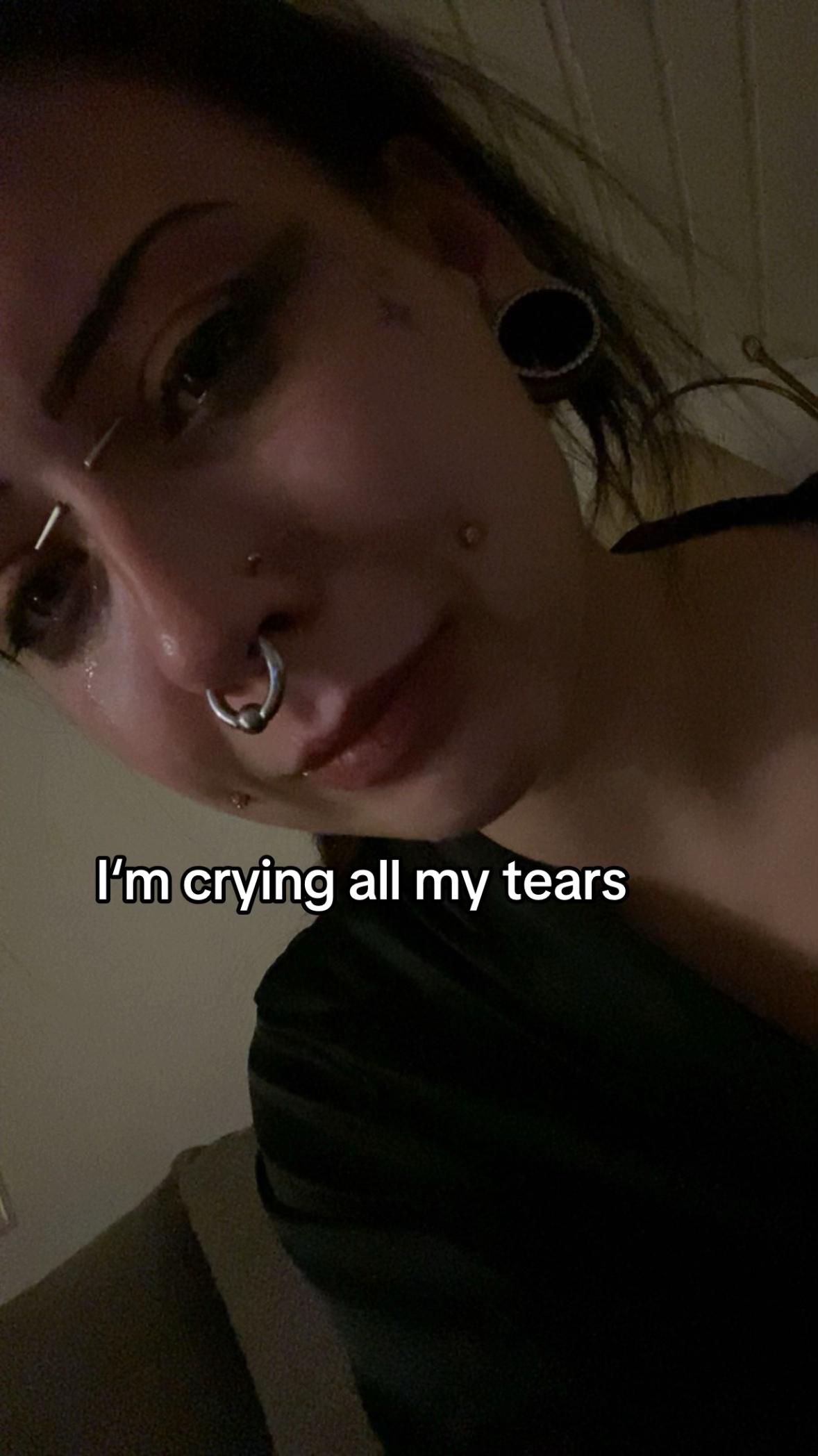 @shattered_gleam_666