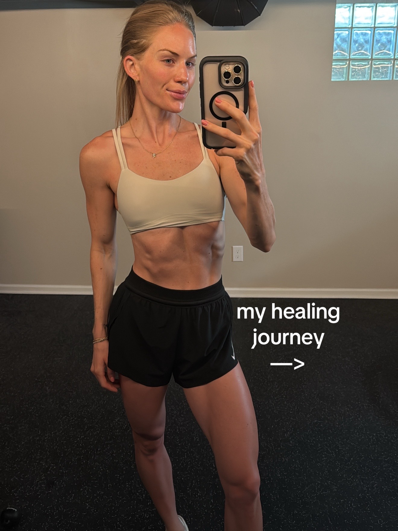 @micaela riley / nutritionist