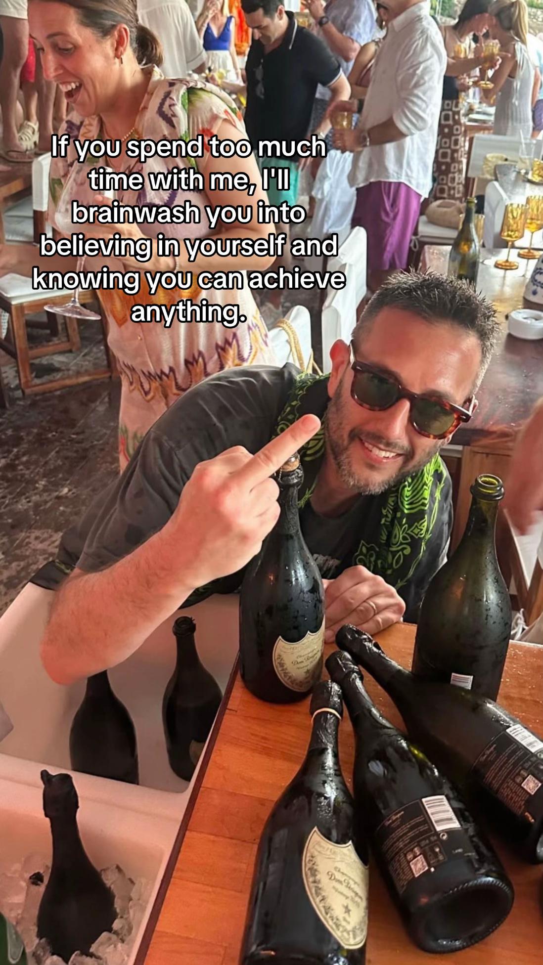 @⚜️