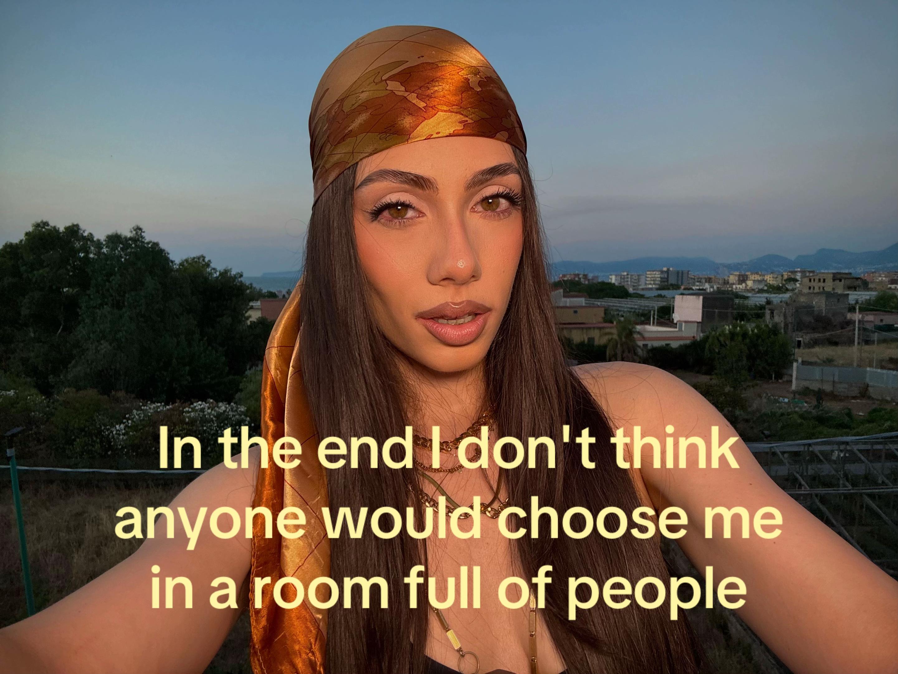 @Rosaria