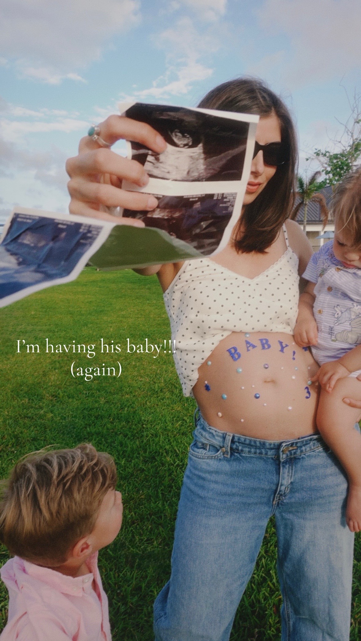 @Erika | mom of ✌️