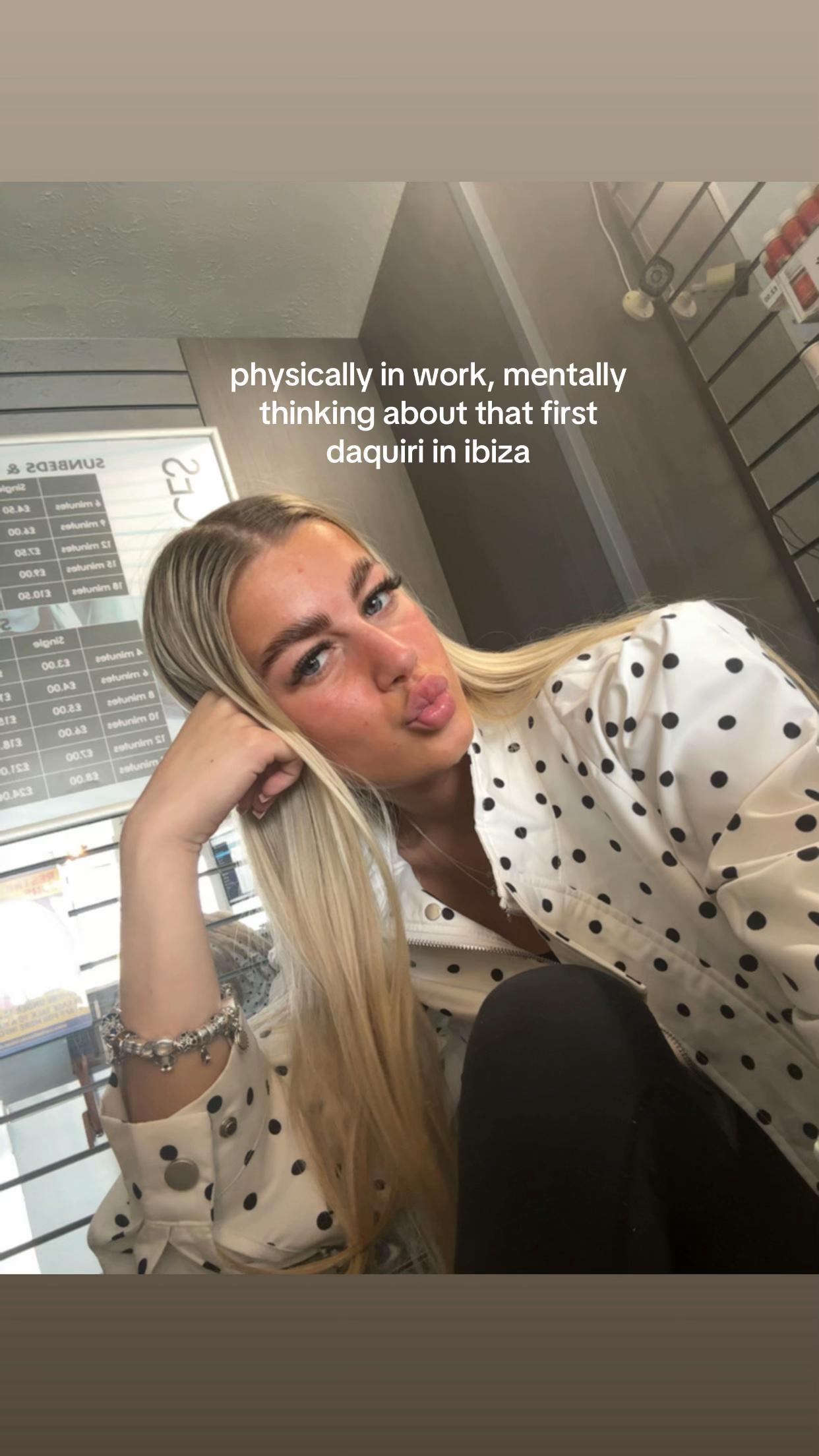 @Bel✨🍒🐆