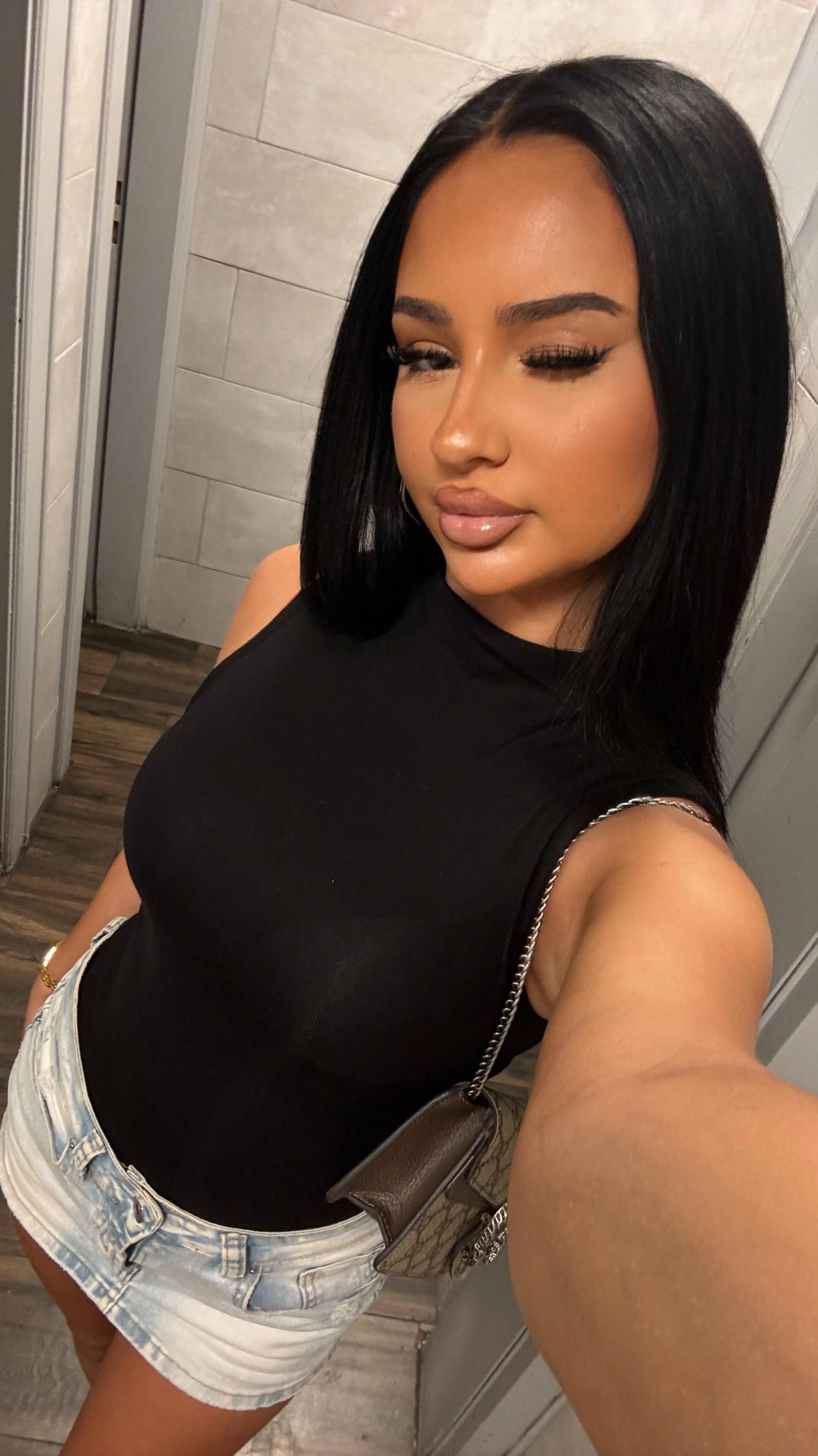 @𝒮𝒶𝓇𝒶𝒽.