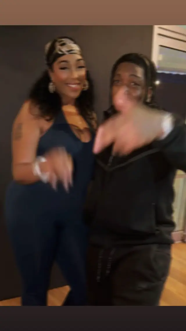 @PrettyFrench13