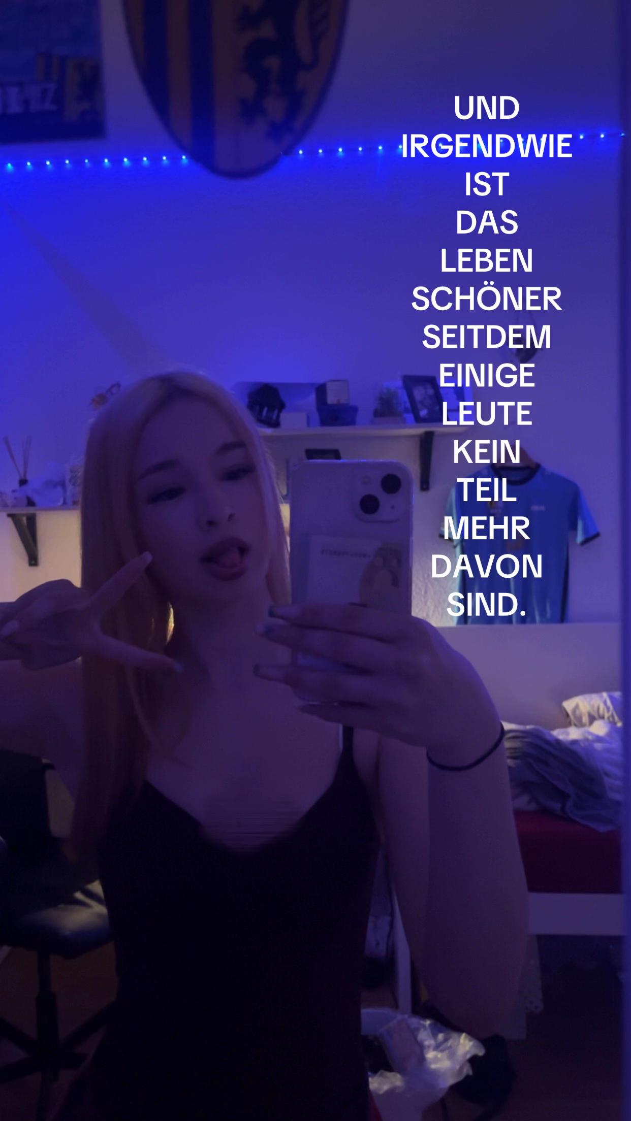 @❦