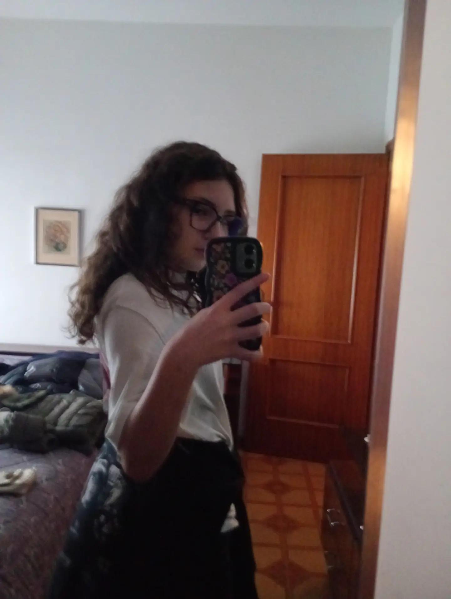 @V4L3_Y3p