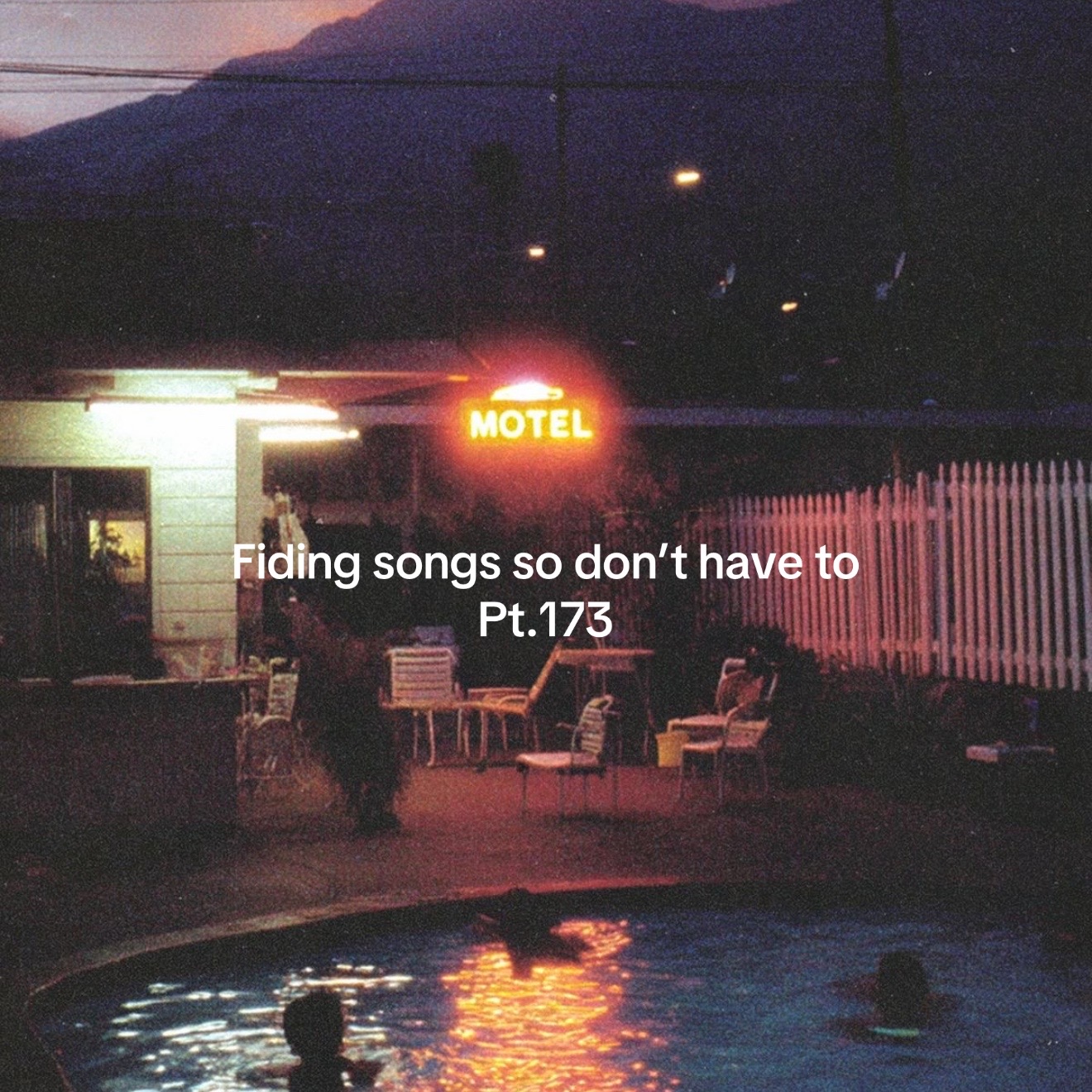 @🎧