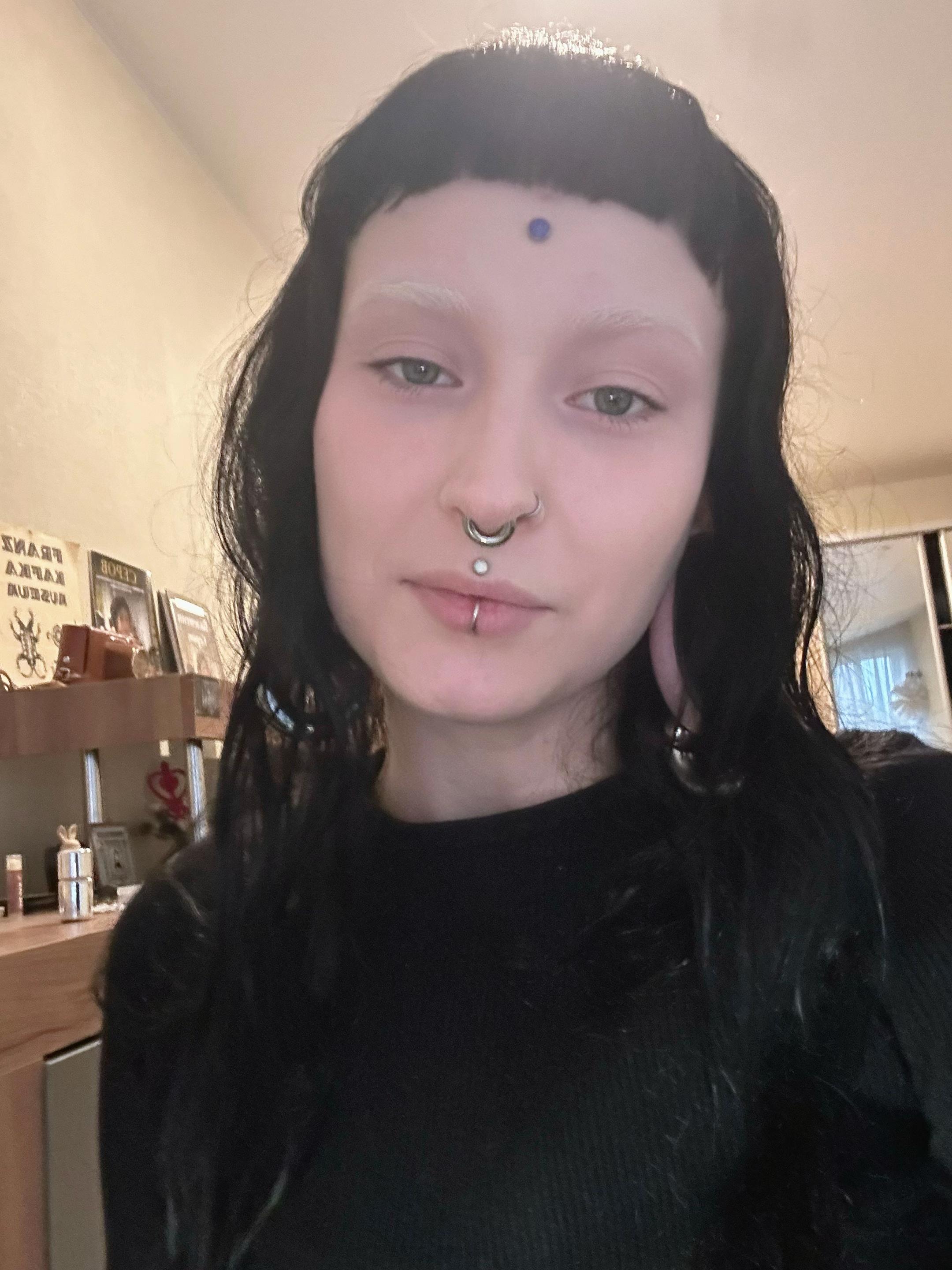 @eepy_emo