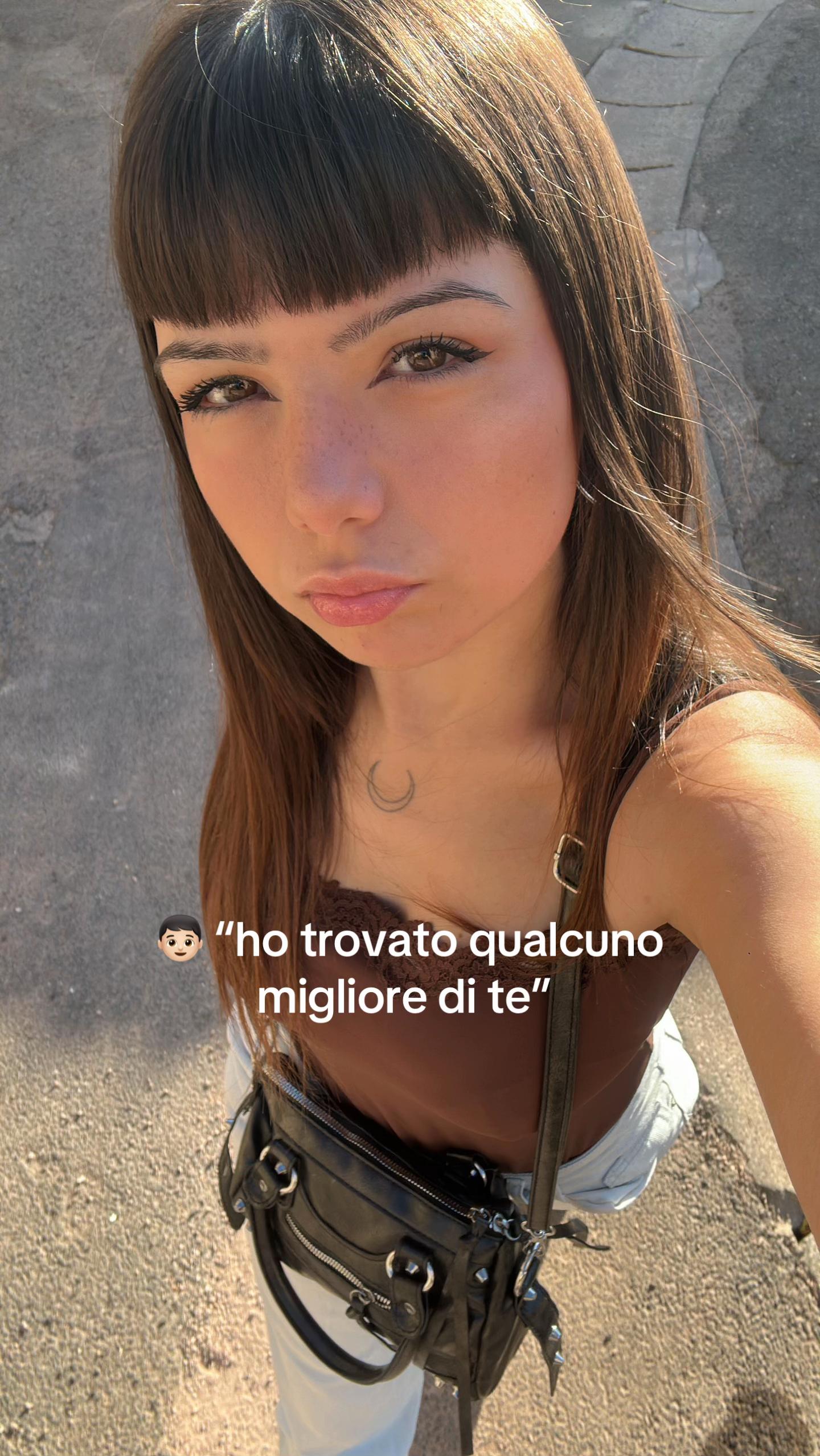 @selena