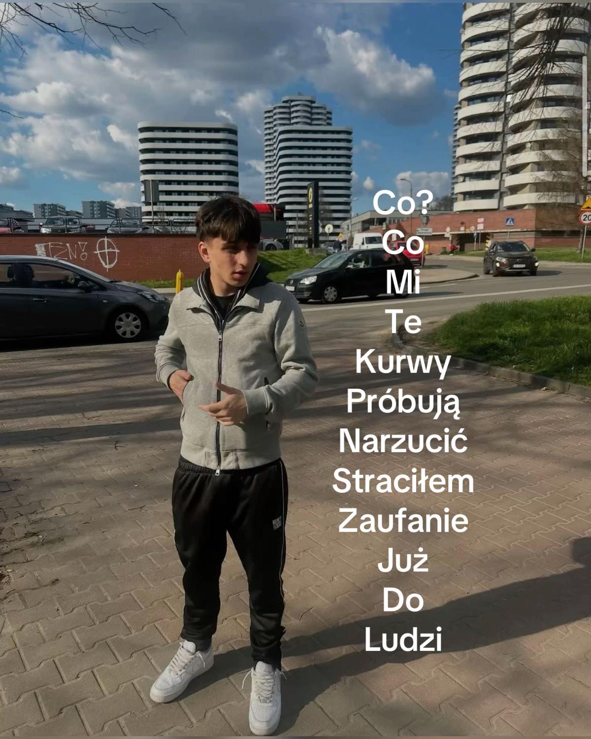 @Wszytsko i nic