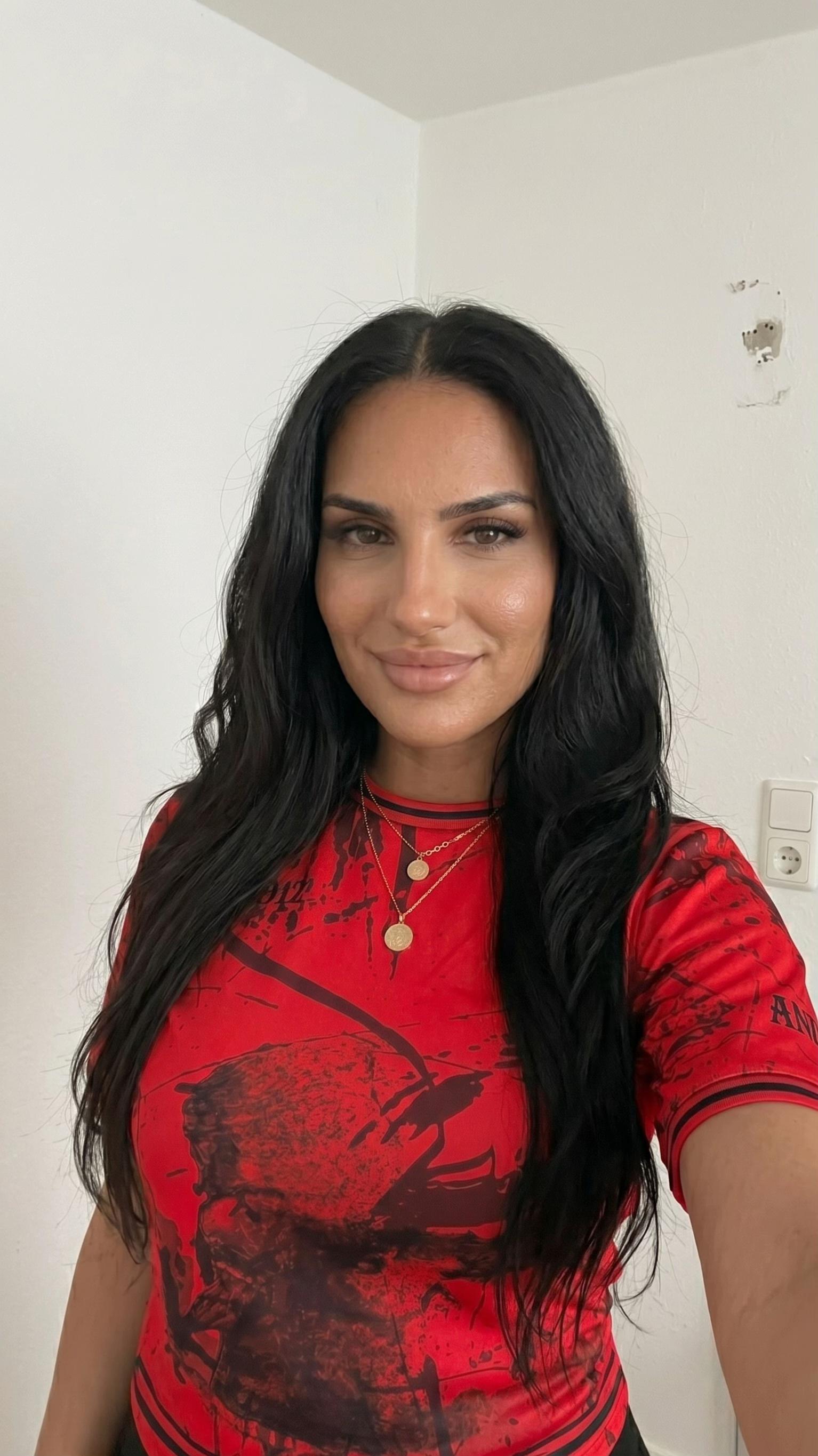 @realnora