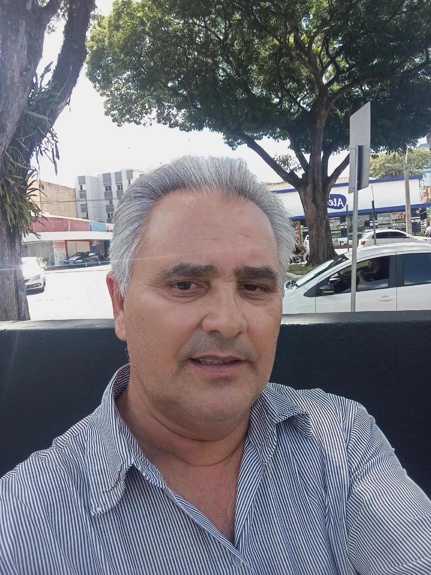 @La&eacute;rcio Garcia