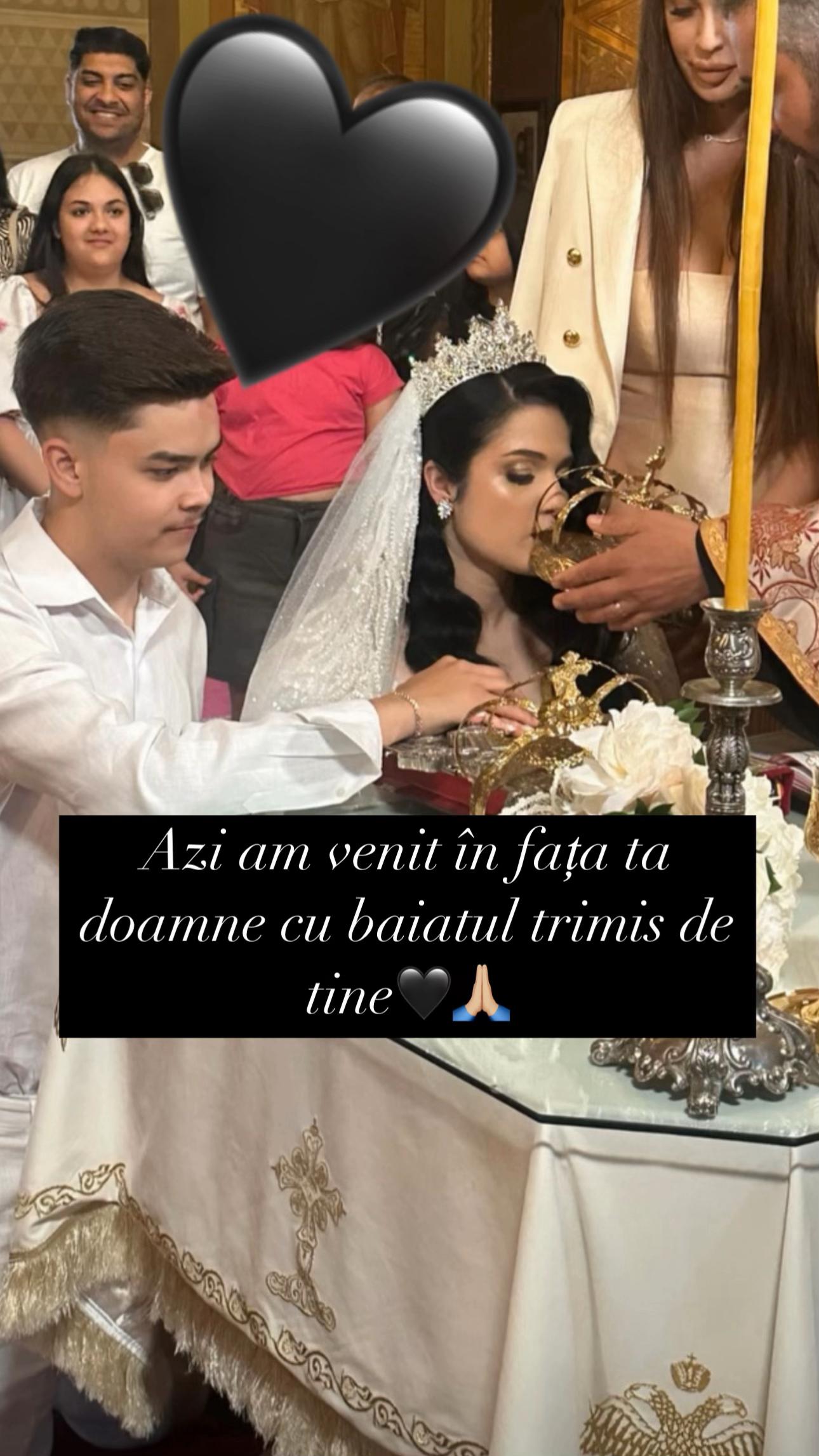 @𝓜𝓮𝓵𝓸𝓭𝓲𝓲🖤♾
