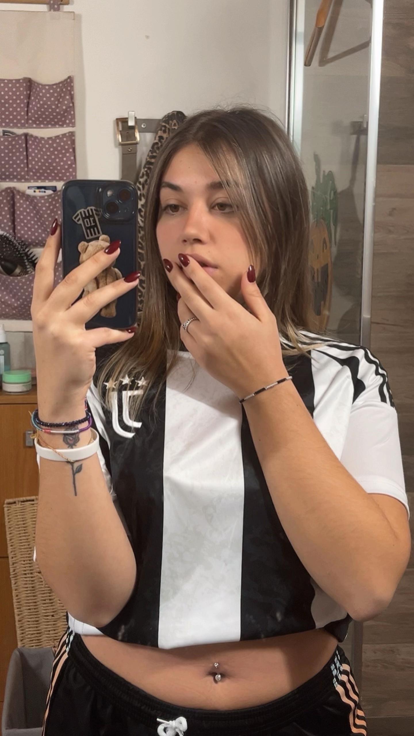 @giu 🤍🖤